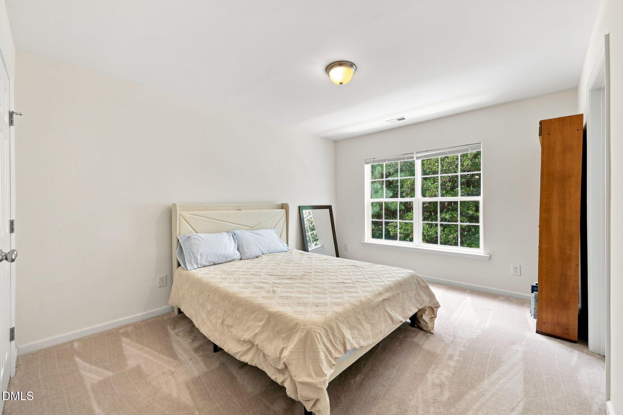 8433 Whisper Ridge Place Property Photo 38