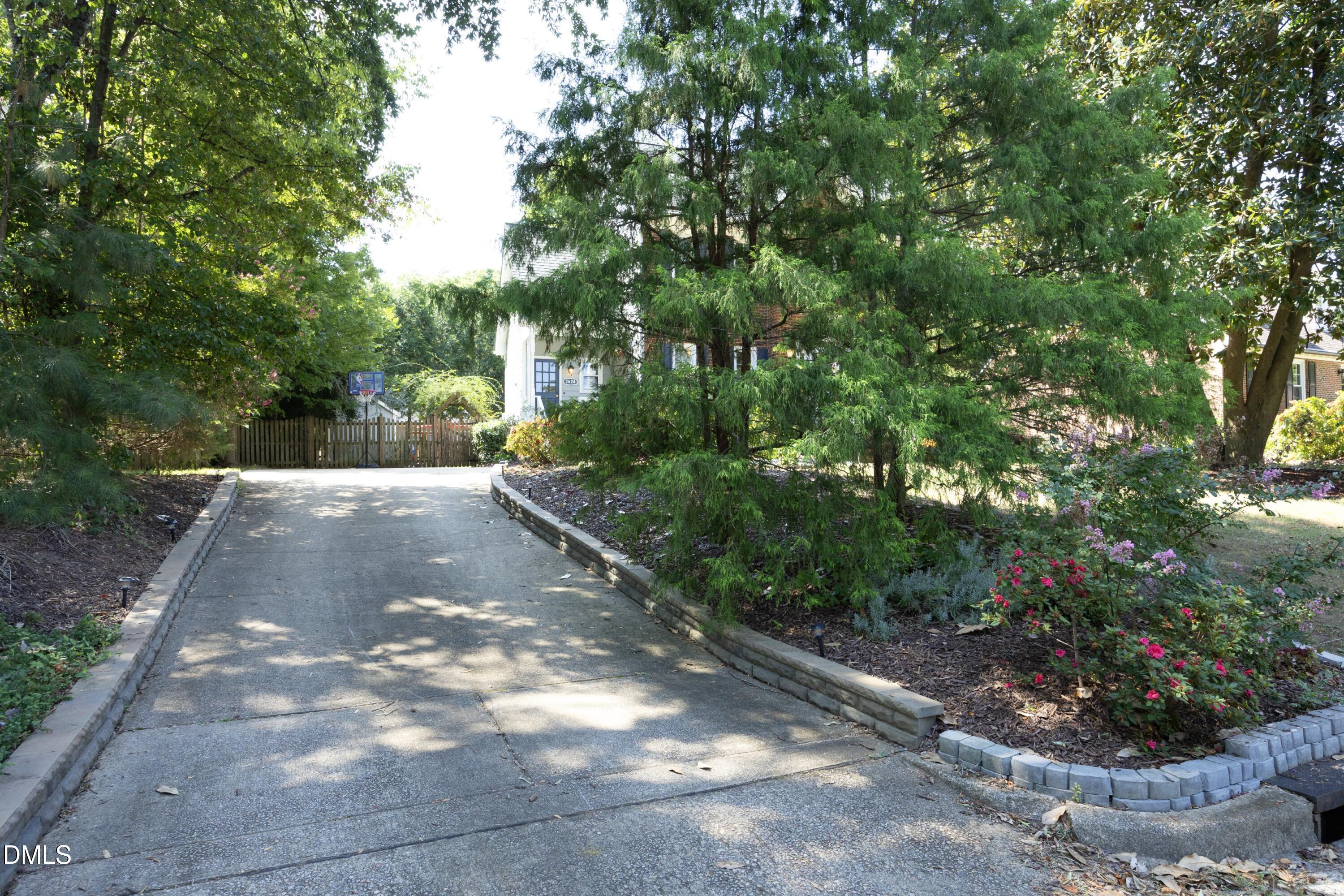 2624 Hiking Trail Property Photo 47