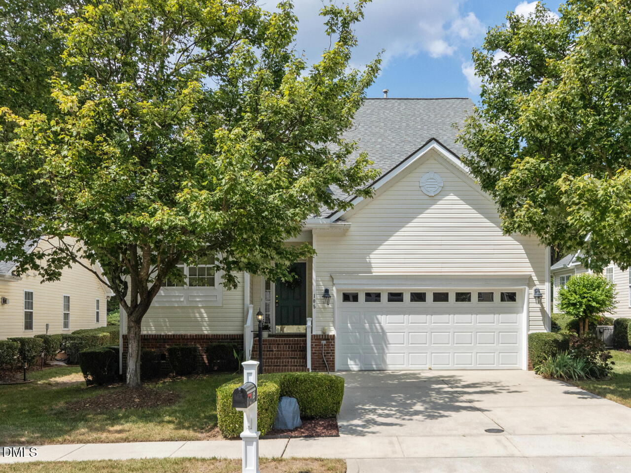 105 Rockport Ridge Way Property Photo 1