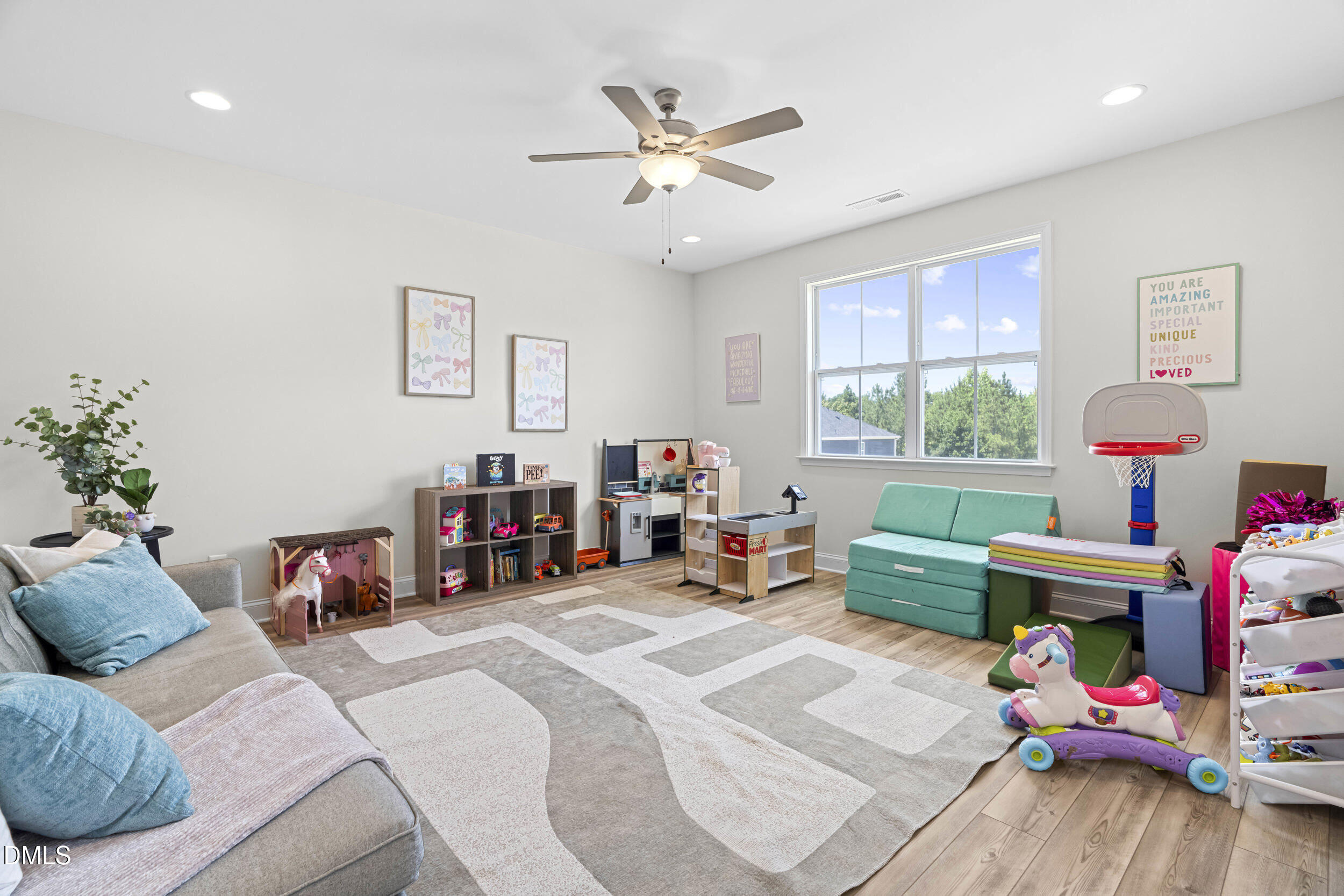 6617 Summit Creek Drive Property Photo 32