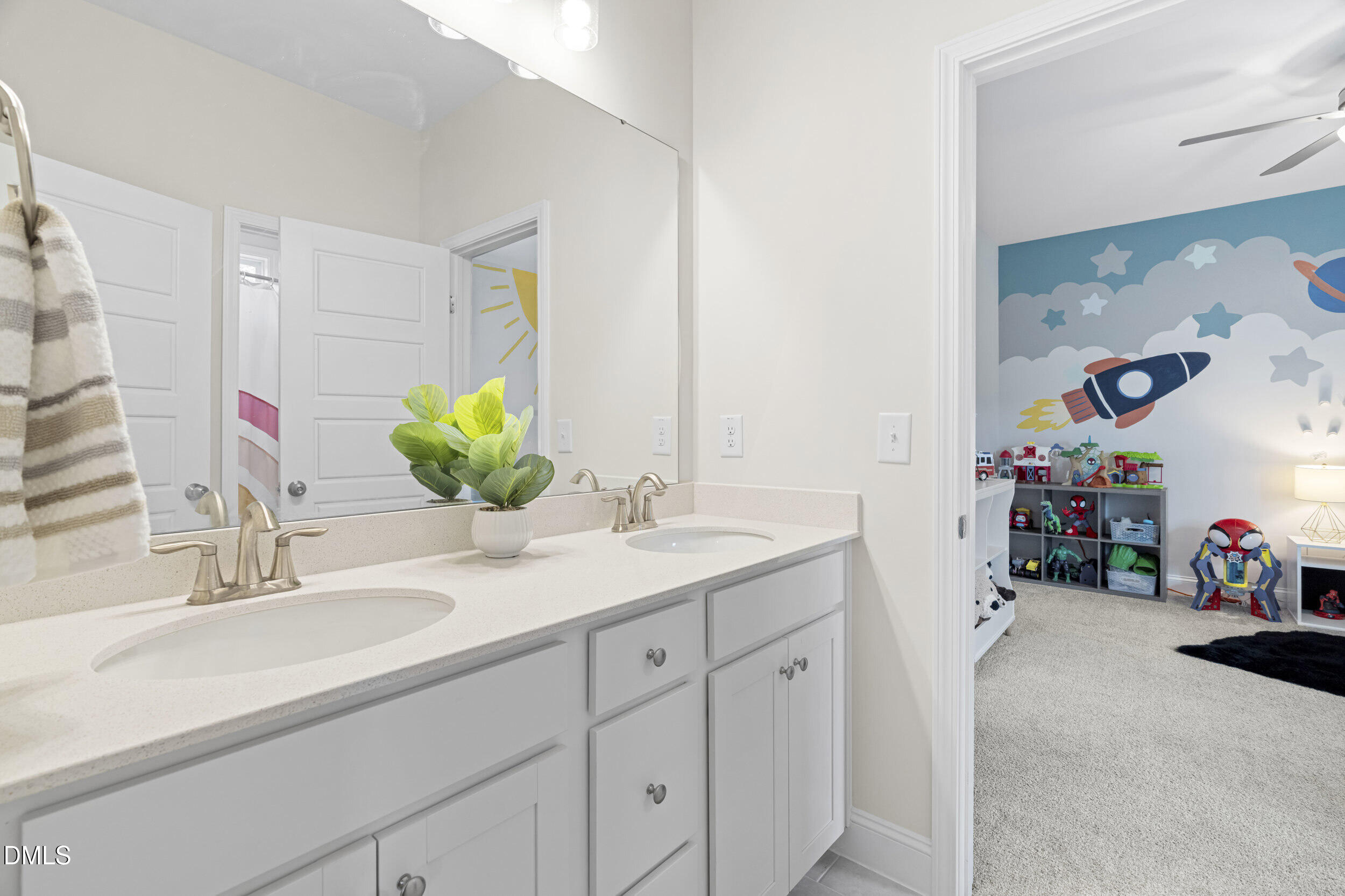 6617 Summit Creek Drive Property Photo 42