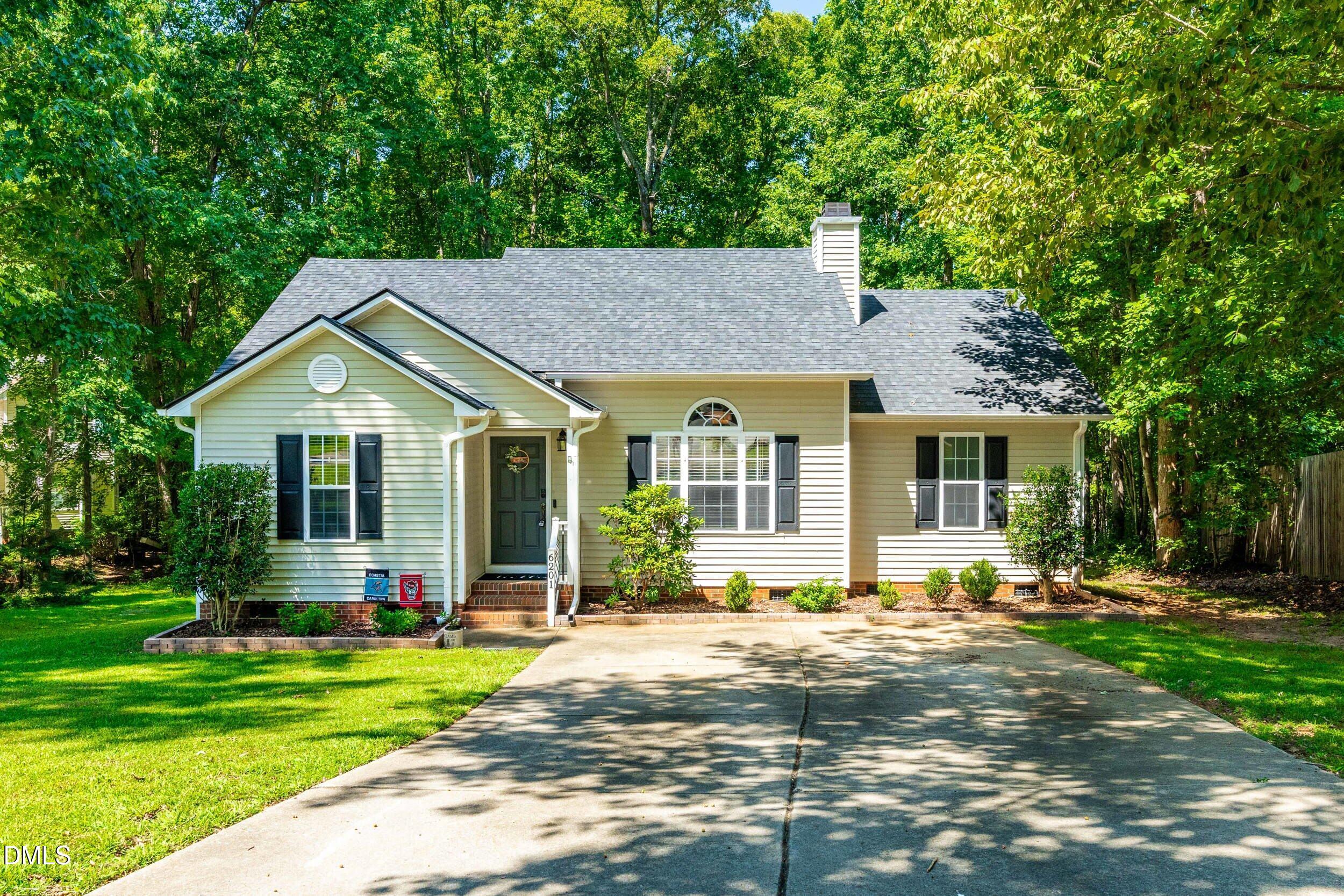 6201 Lilly Stream Court Property Photo 2