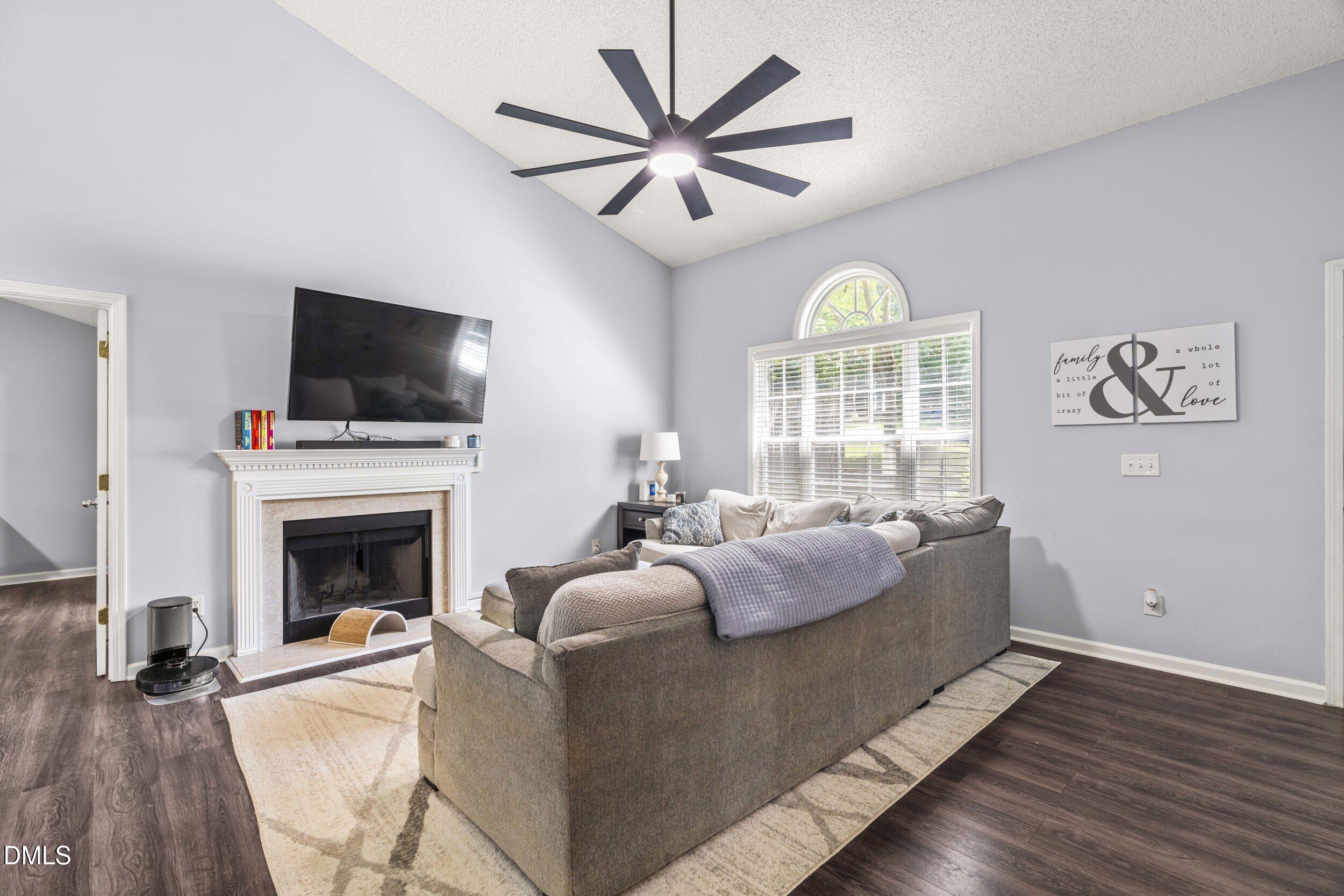 6201 Lilly Stream Court Property Photo 6