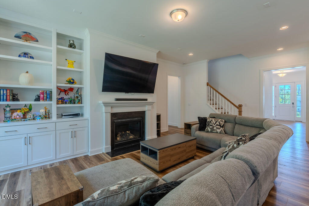 4065 Cool Oaks Drive Property Photo 3