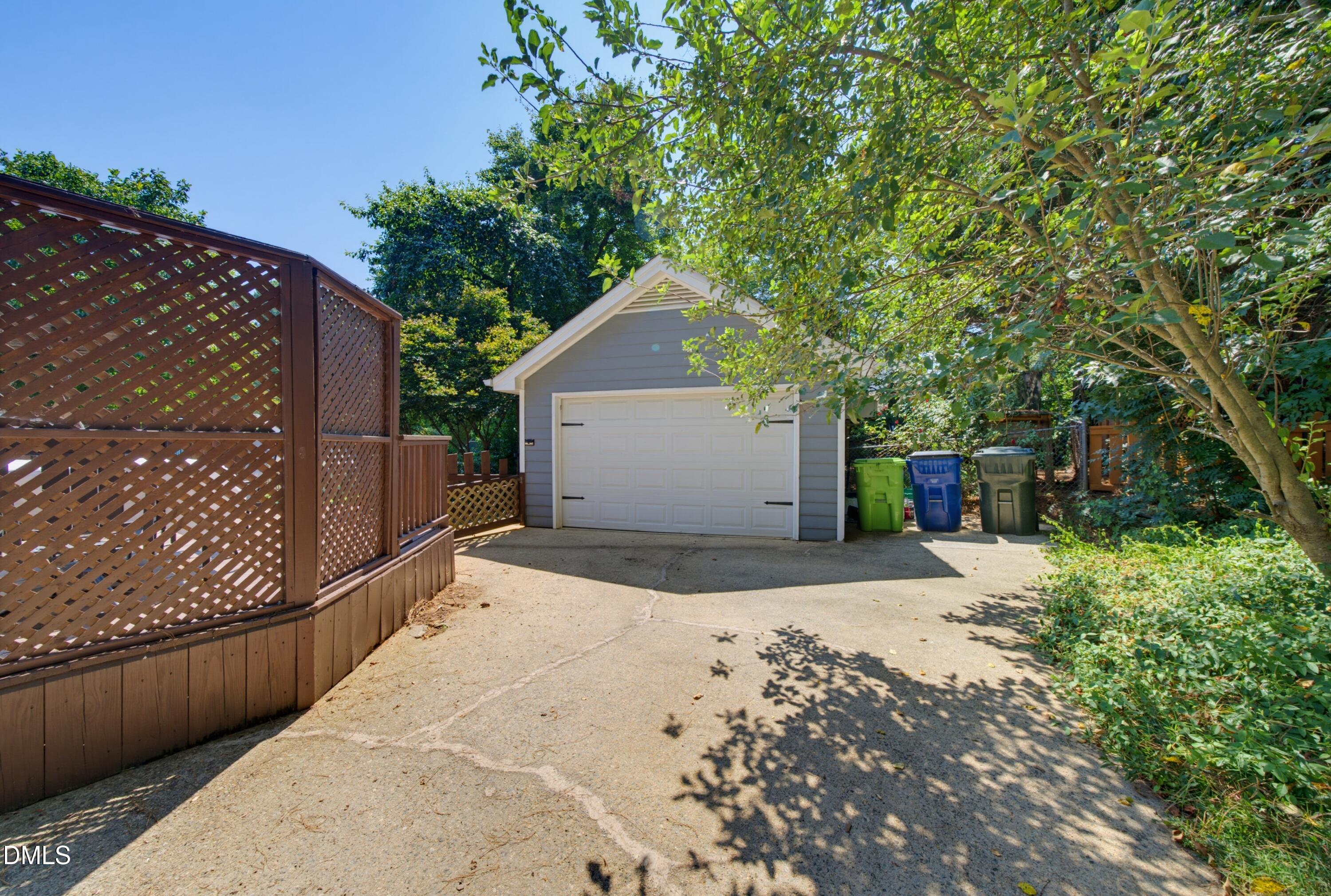 6417 Wynbrook Way Property Photo 8