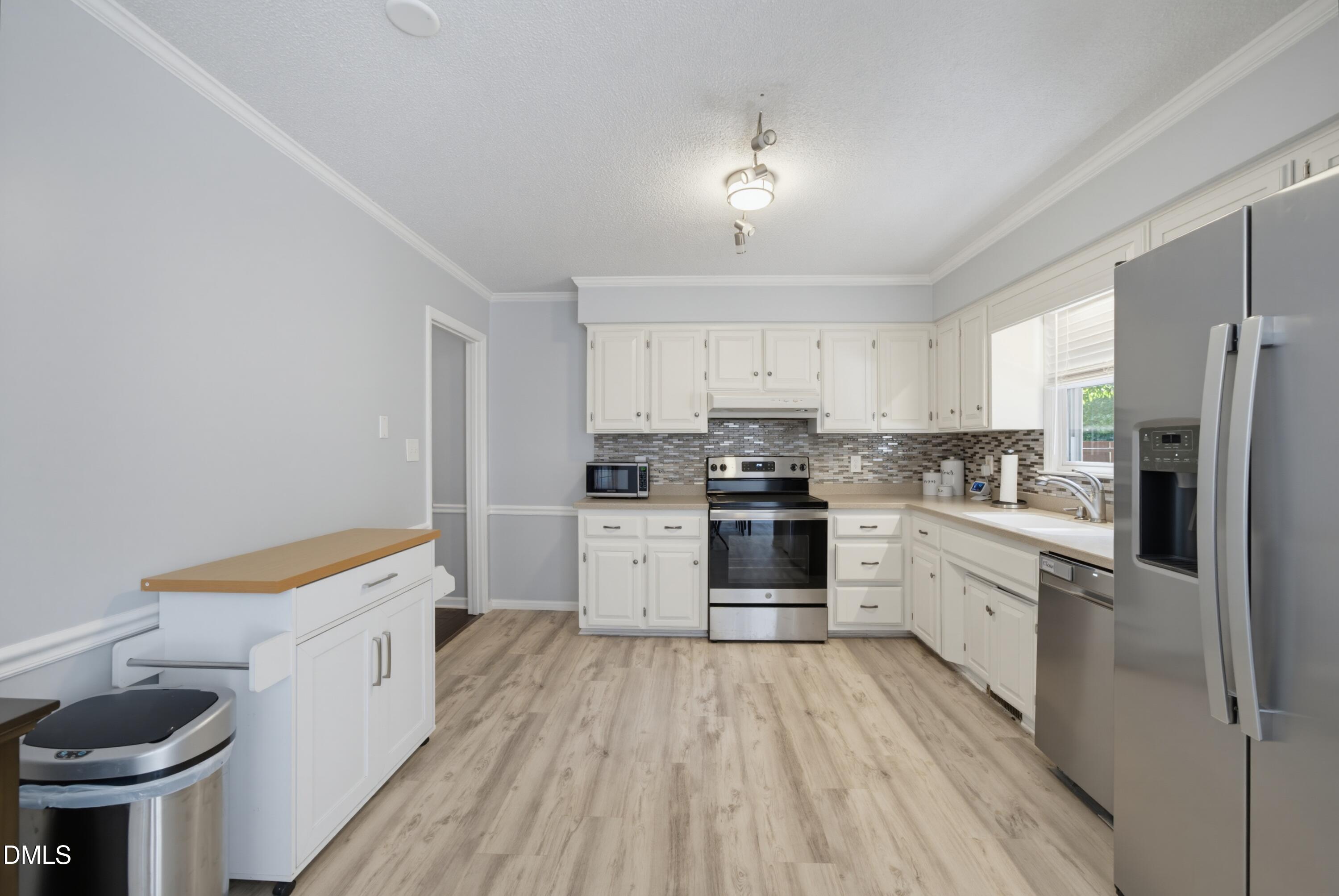 6417 Wynbrook Way Property Photo 16
