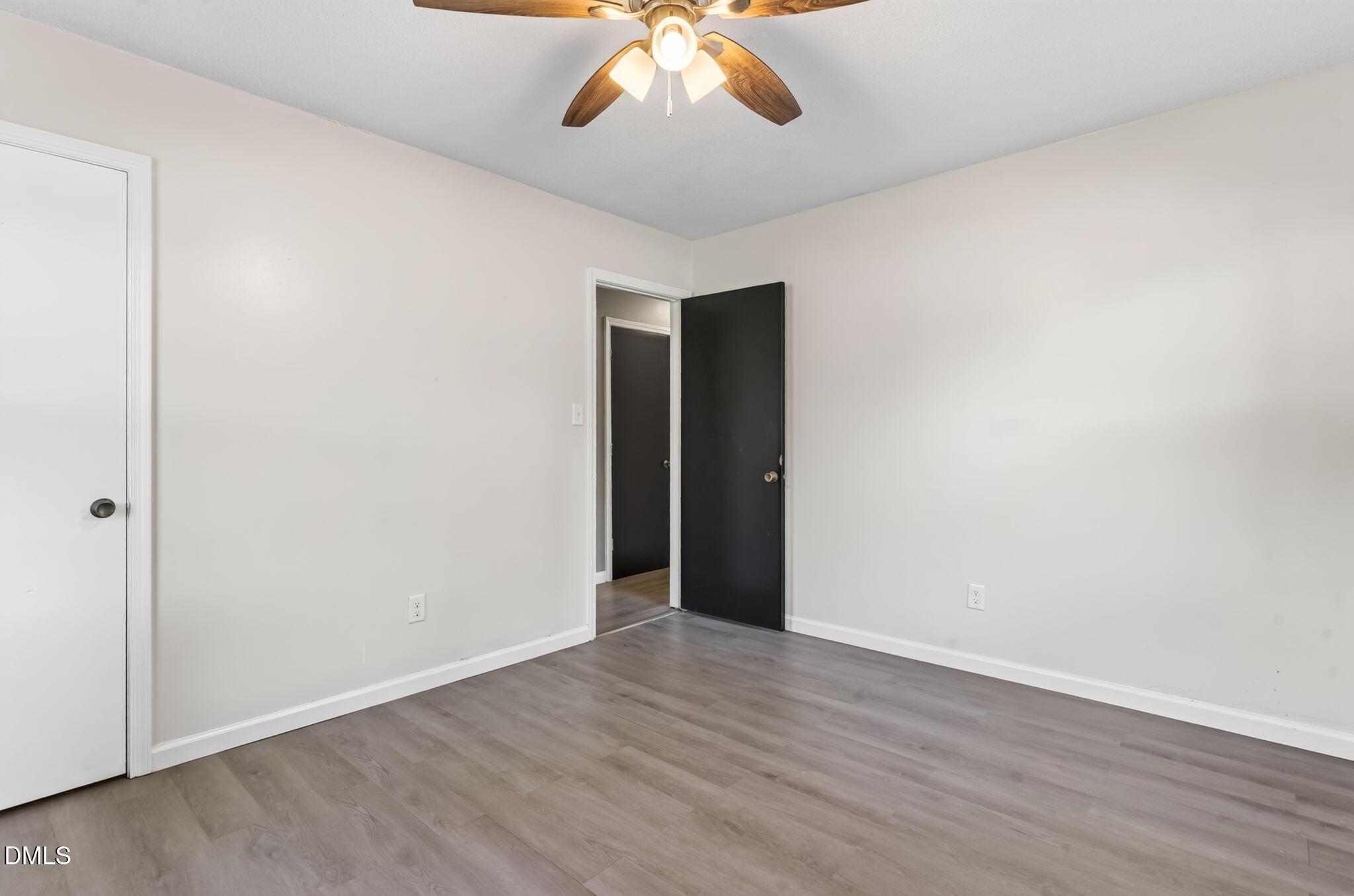 303 Brentwood Drive Property Photo 15