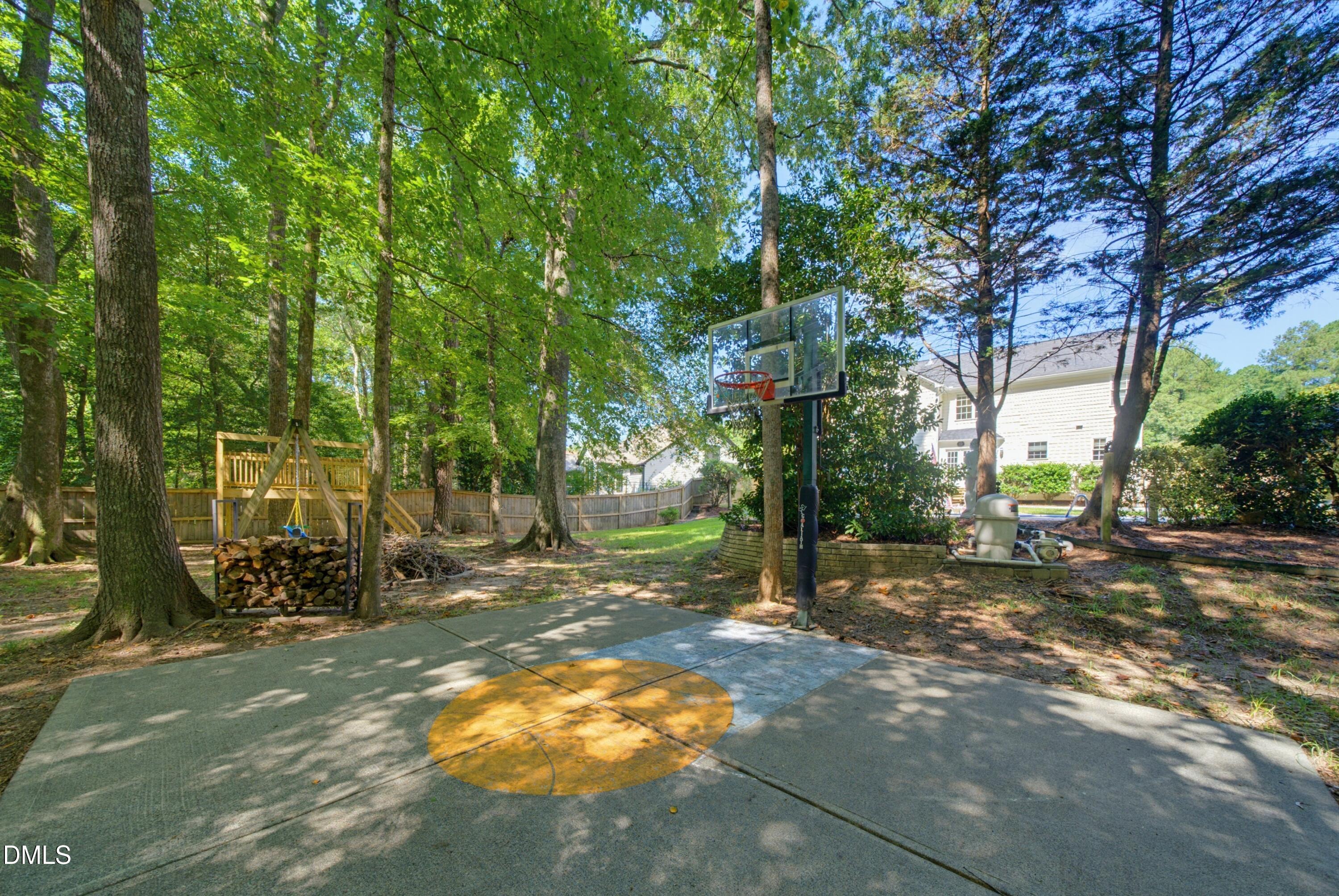 3528 Kemble Ridge Drive Property Photo 13