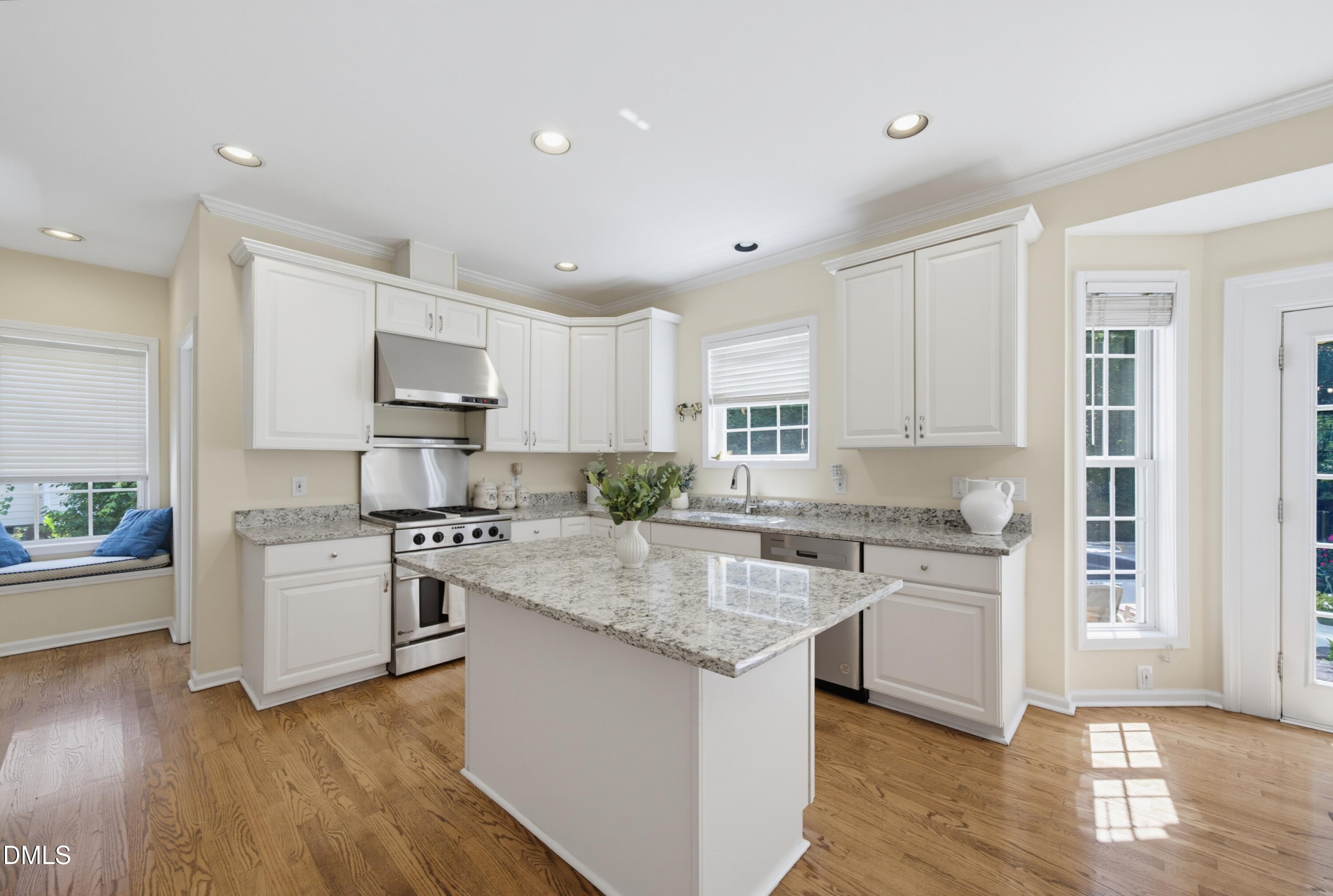 3528 Kemble Ridge Drive Property Photo 19