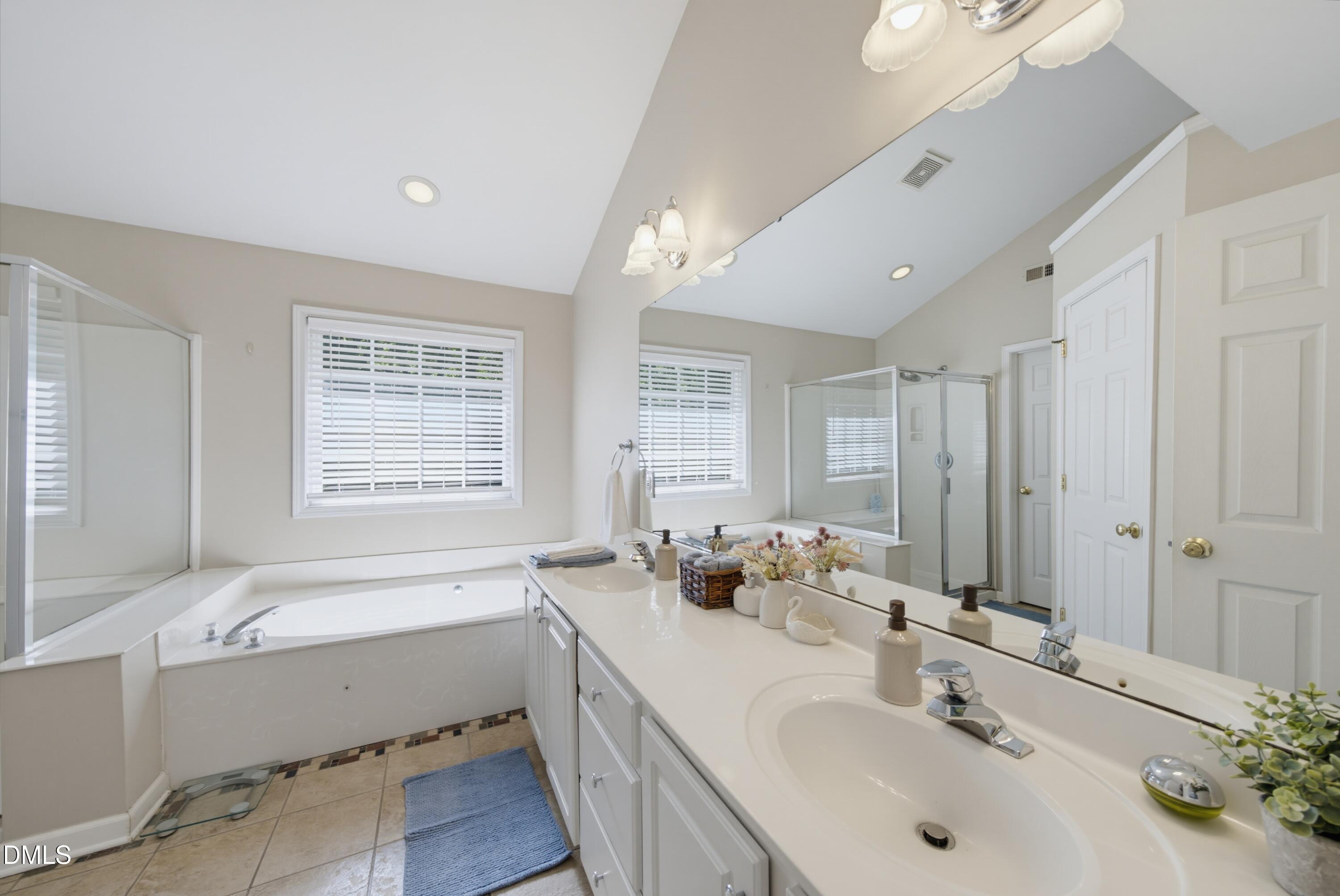 3528 Kemble Ridge Drive Property Photo 37