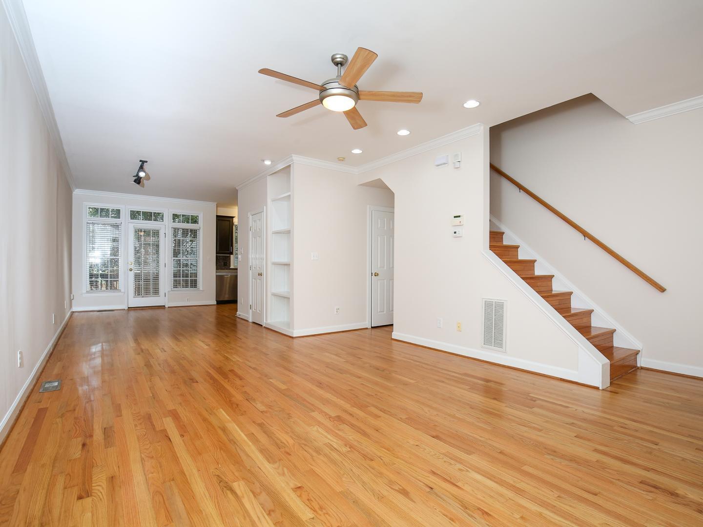 710 Parkham Lane Property Photo 4