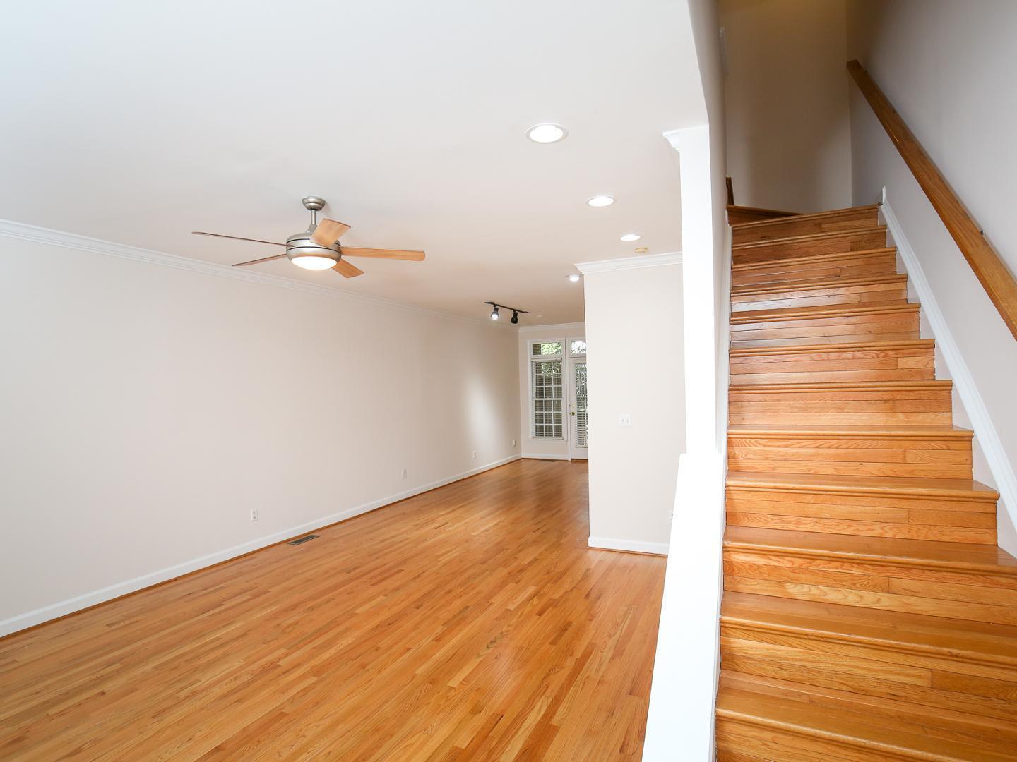 710 Parkham Lane Property Photo 6