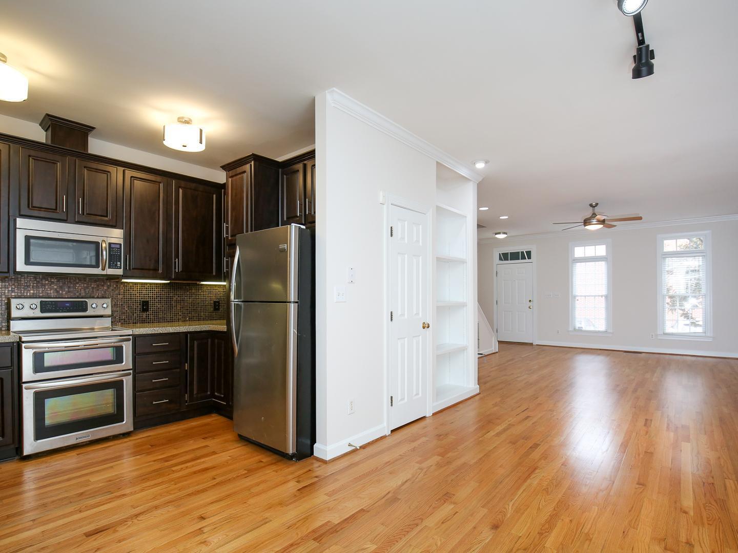 710 Parkham Lane Property Photo 12