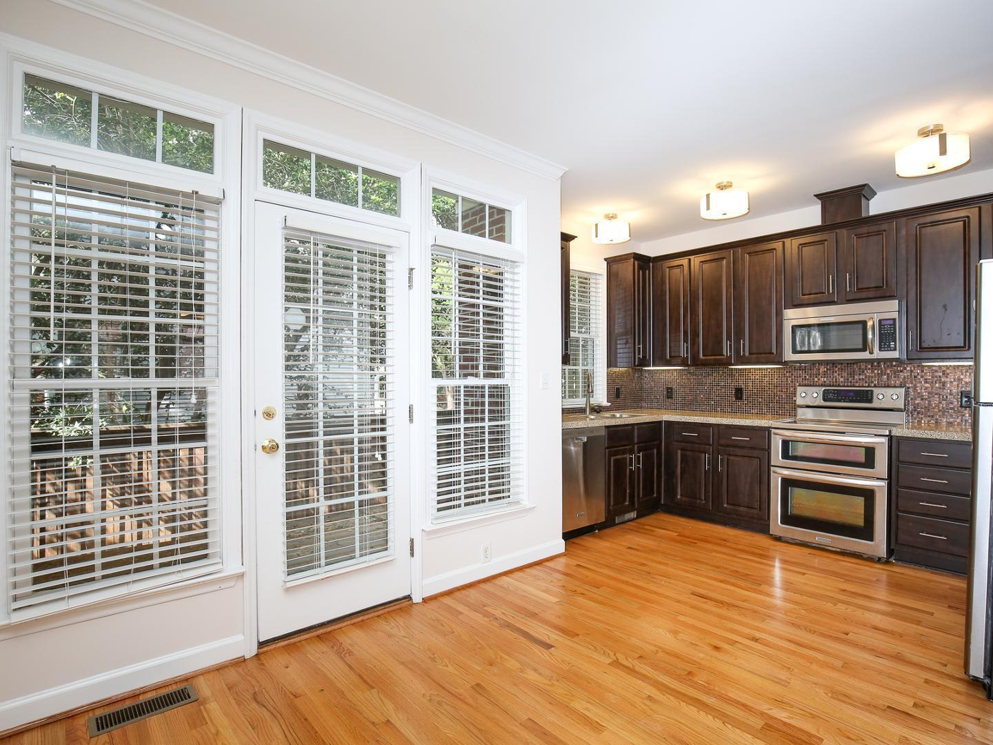 710 Parkham Lane Property Photo 13