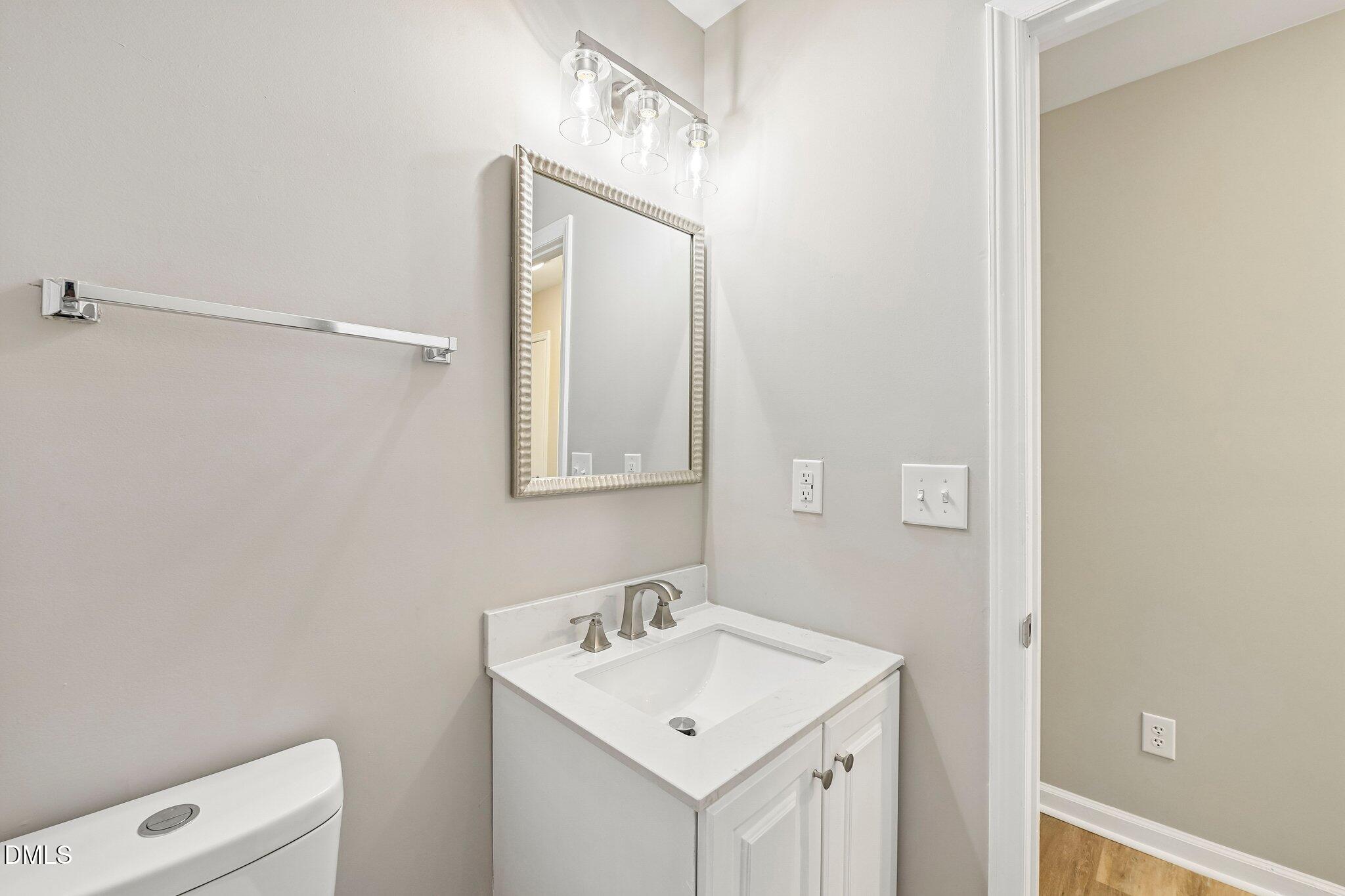 2338 Bedford Street Property Photo 21