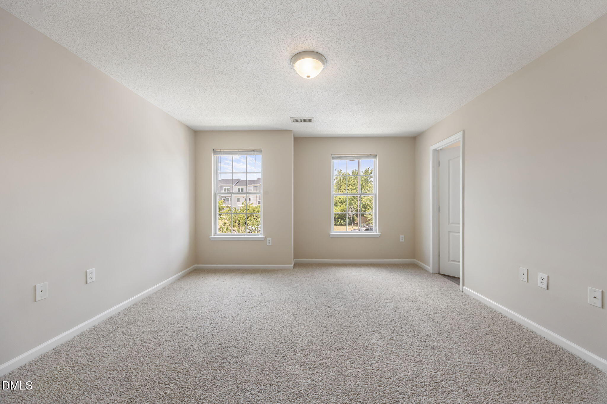 352 E Willhaven Drive Property Photo 22