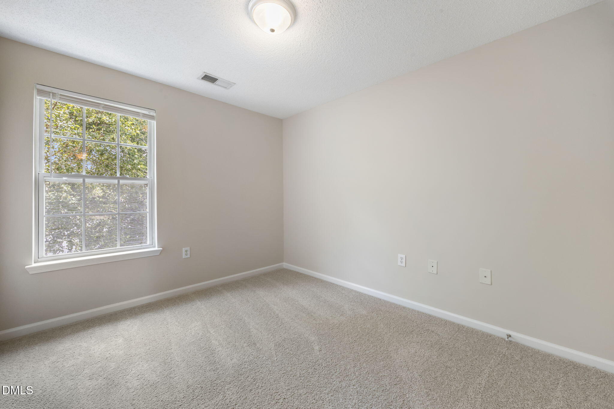 352 E Willhaven Drive Property Photo 28