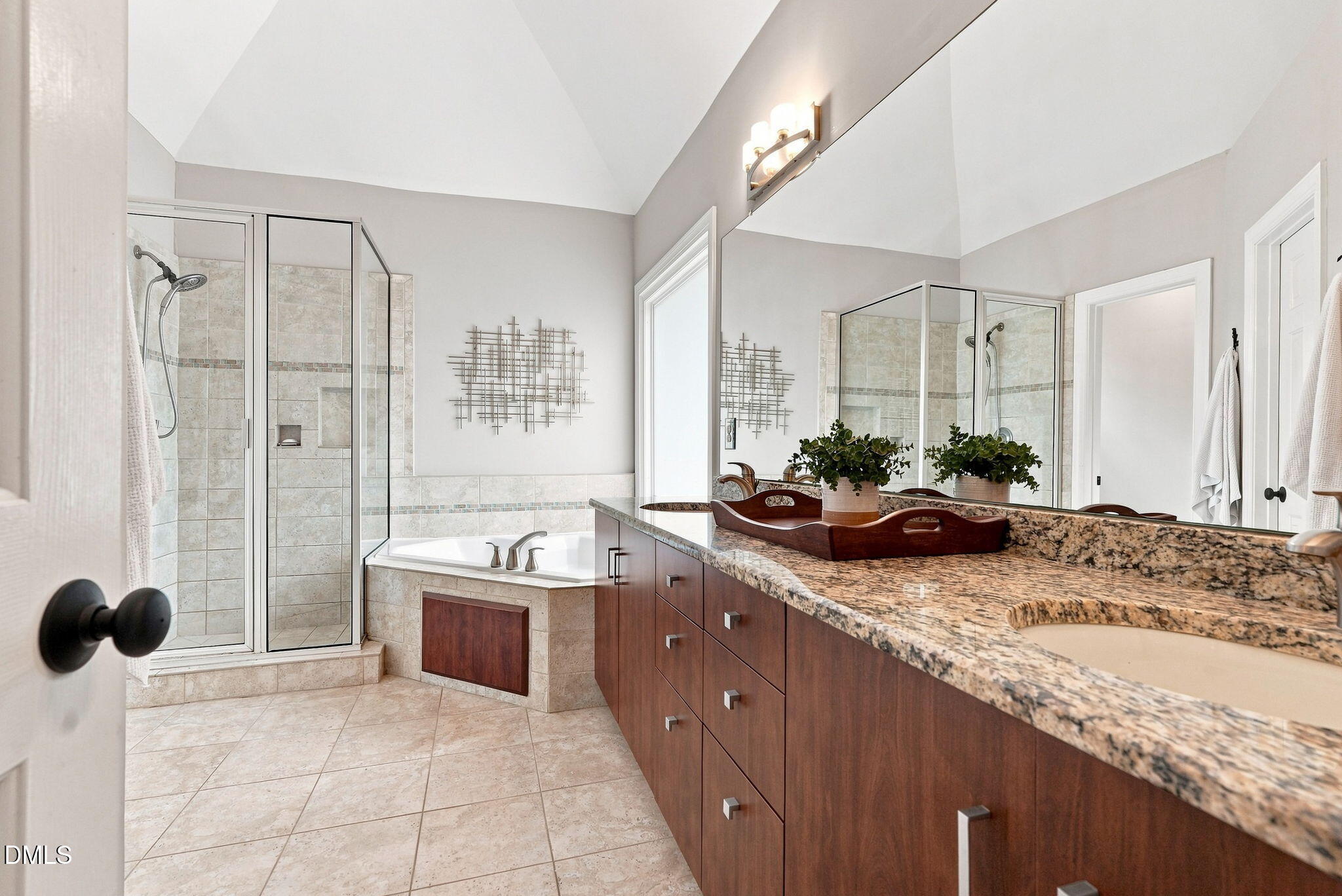 1002 Mondavi Place Property Photo 46