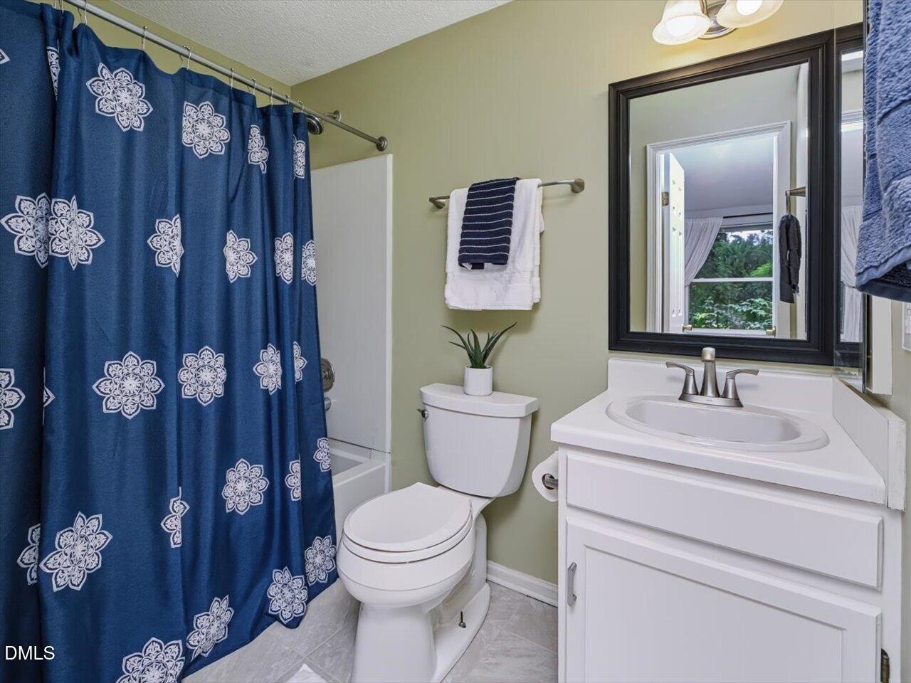400 Kilmarnock Court Property Photo 23