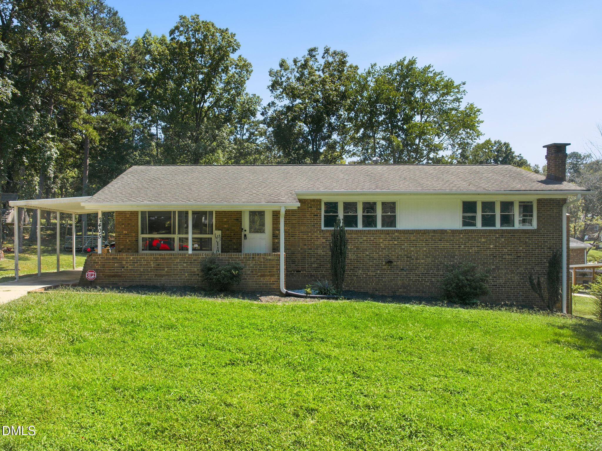 2405 Denver Drive Property Photo 1