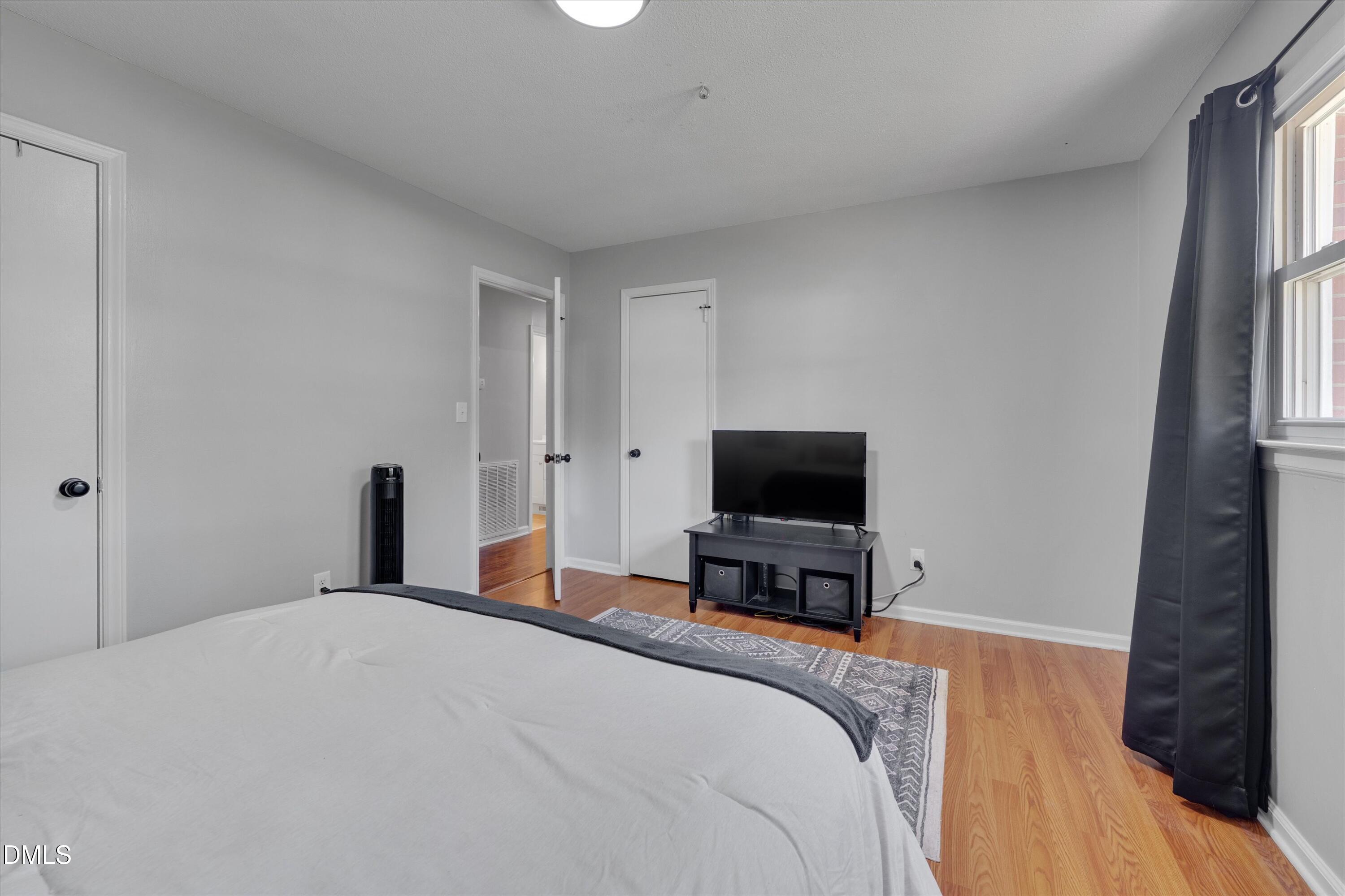 165 Windsor Drive Property Photo 10