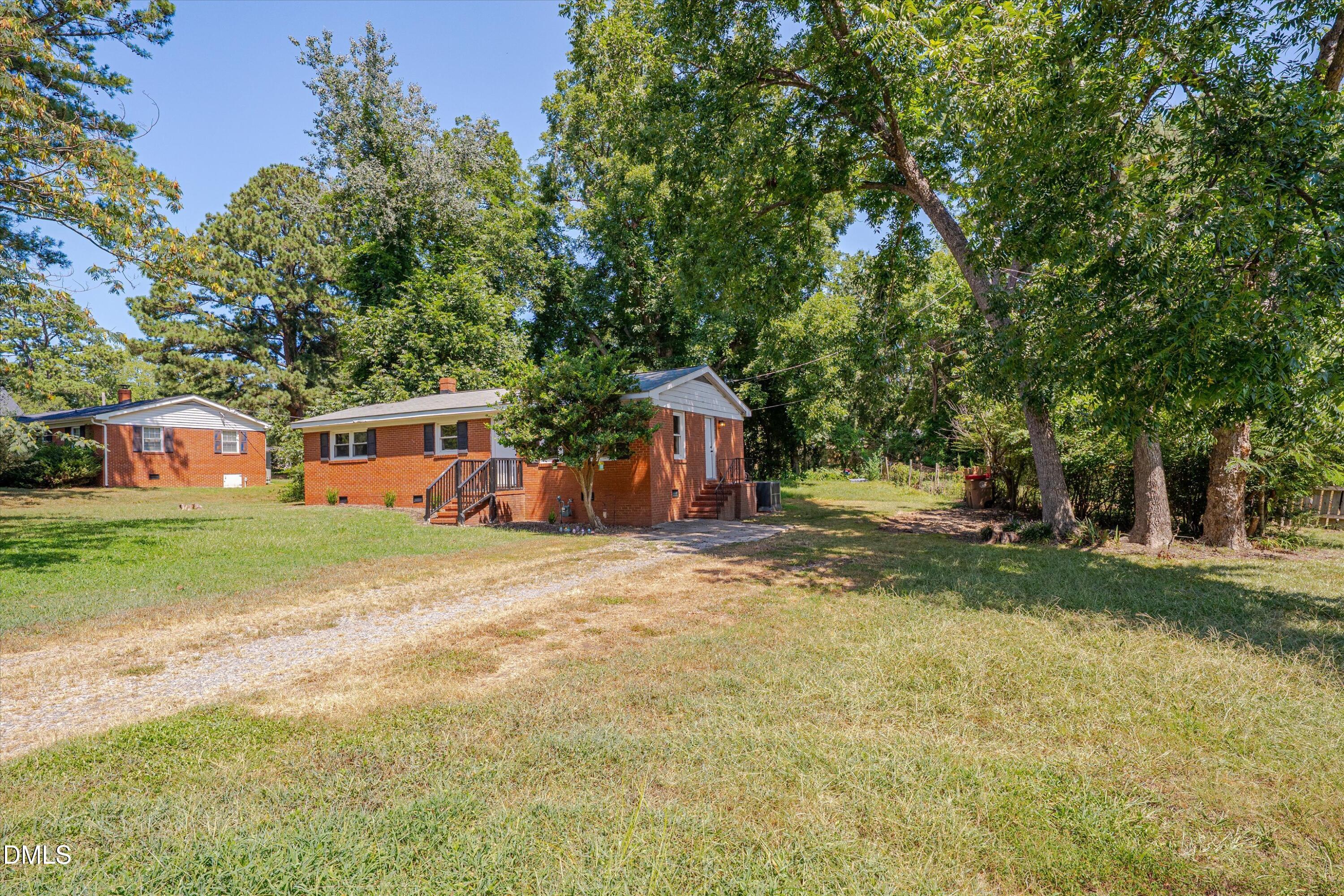165 Windsor Drive Property Photo 18