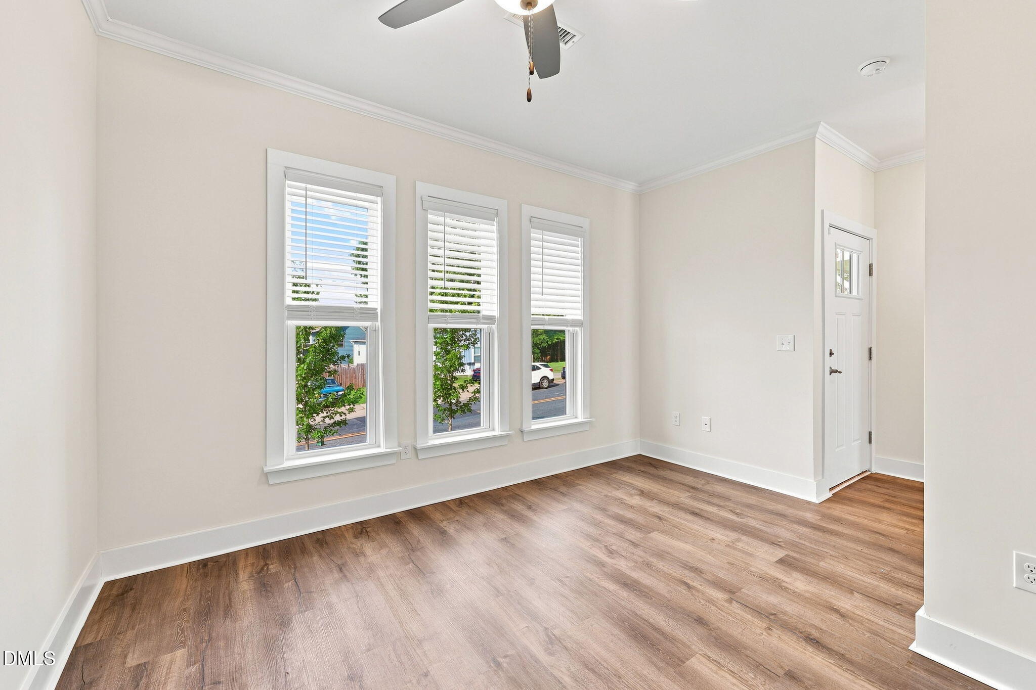1002 Linwood Avenue Property Photo 8