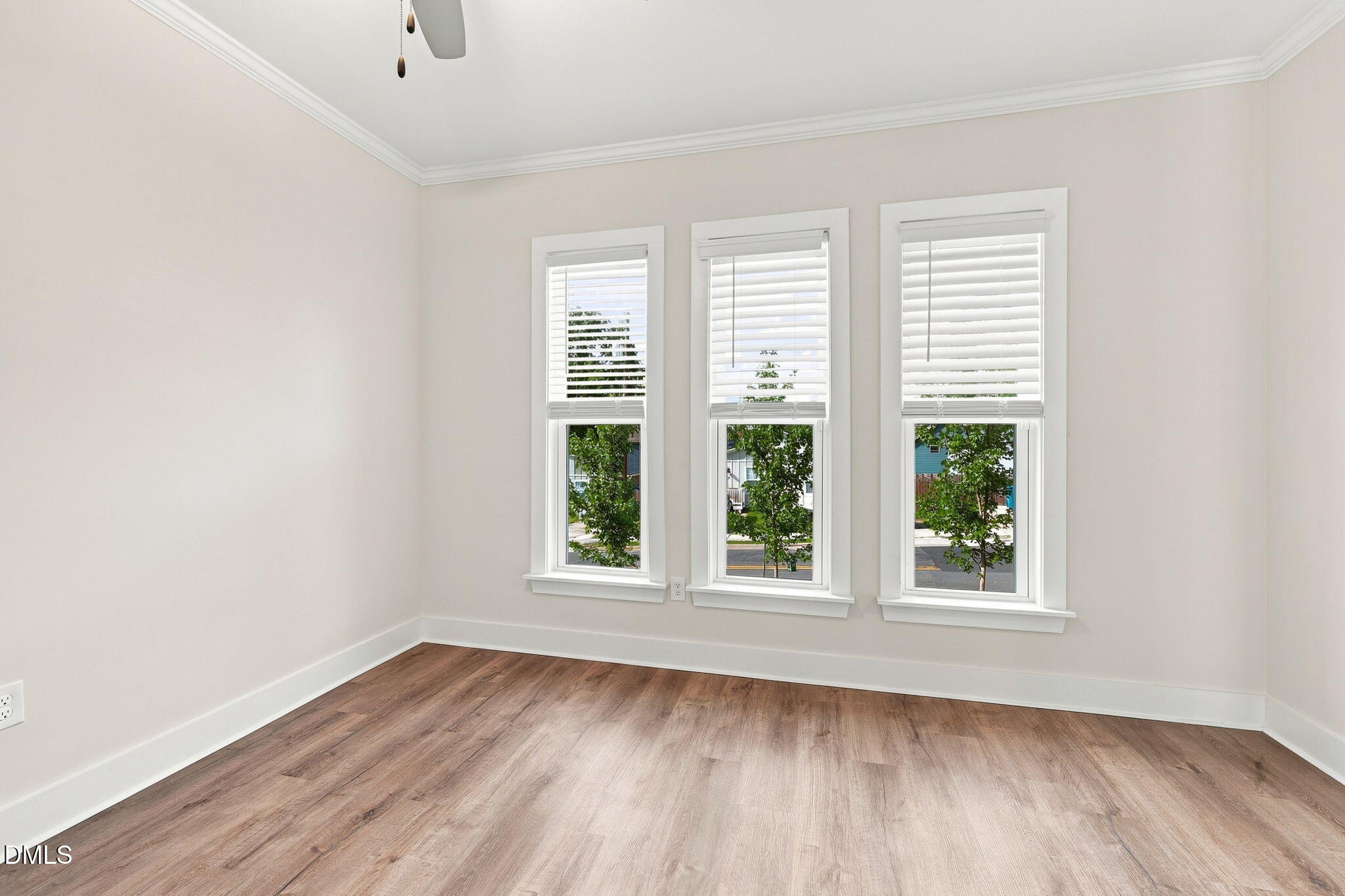 1002 Linwood Avenue Property Photo 9
