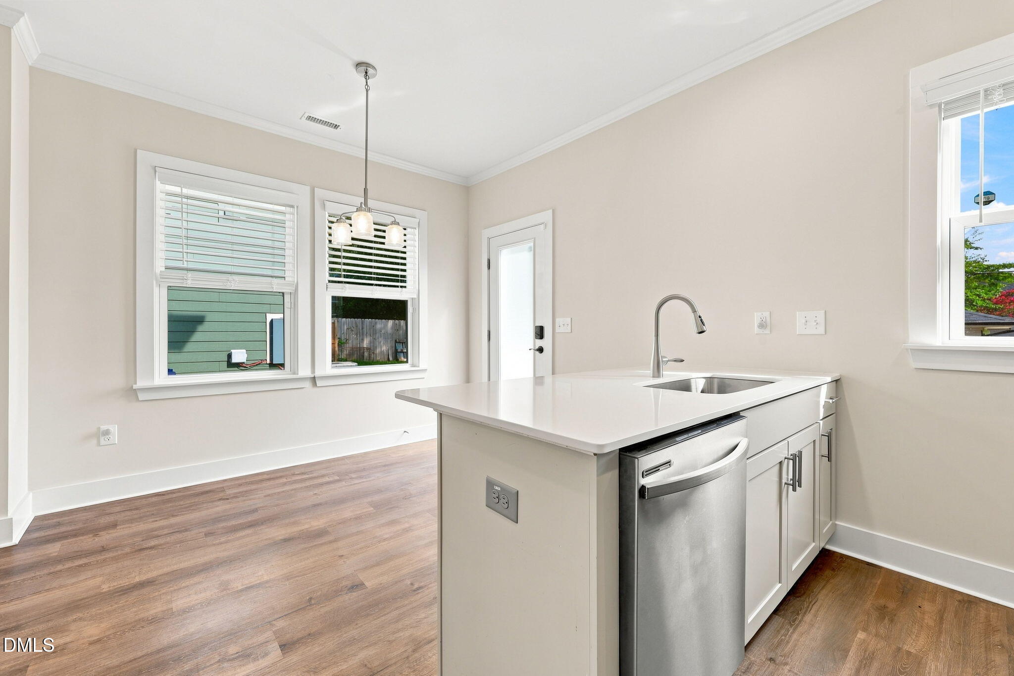 1002 Linwood Avenue Property Photo 13