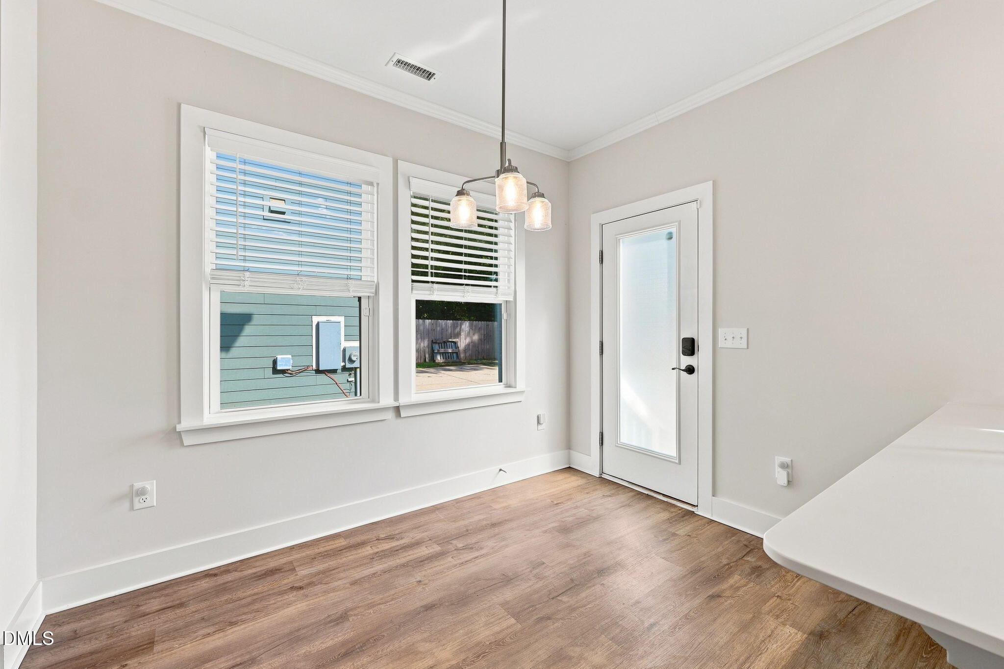 1002 Linwood Avenue Property Photo 15