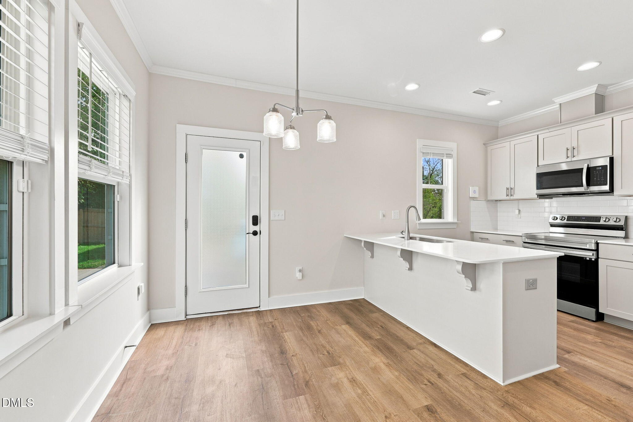 1002 Linwood Avenue Property Photo 16