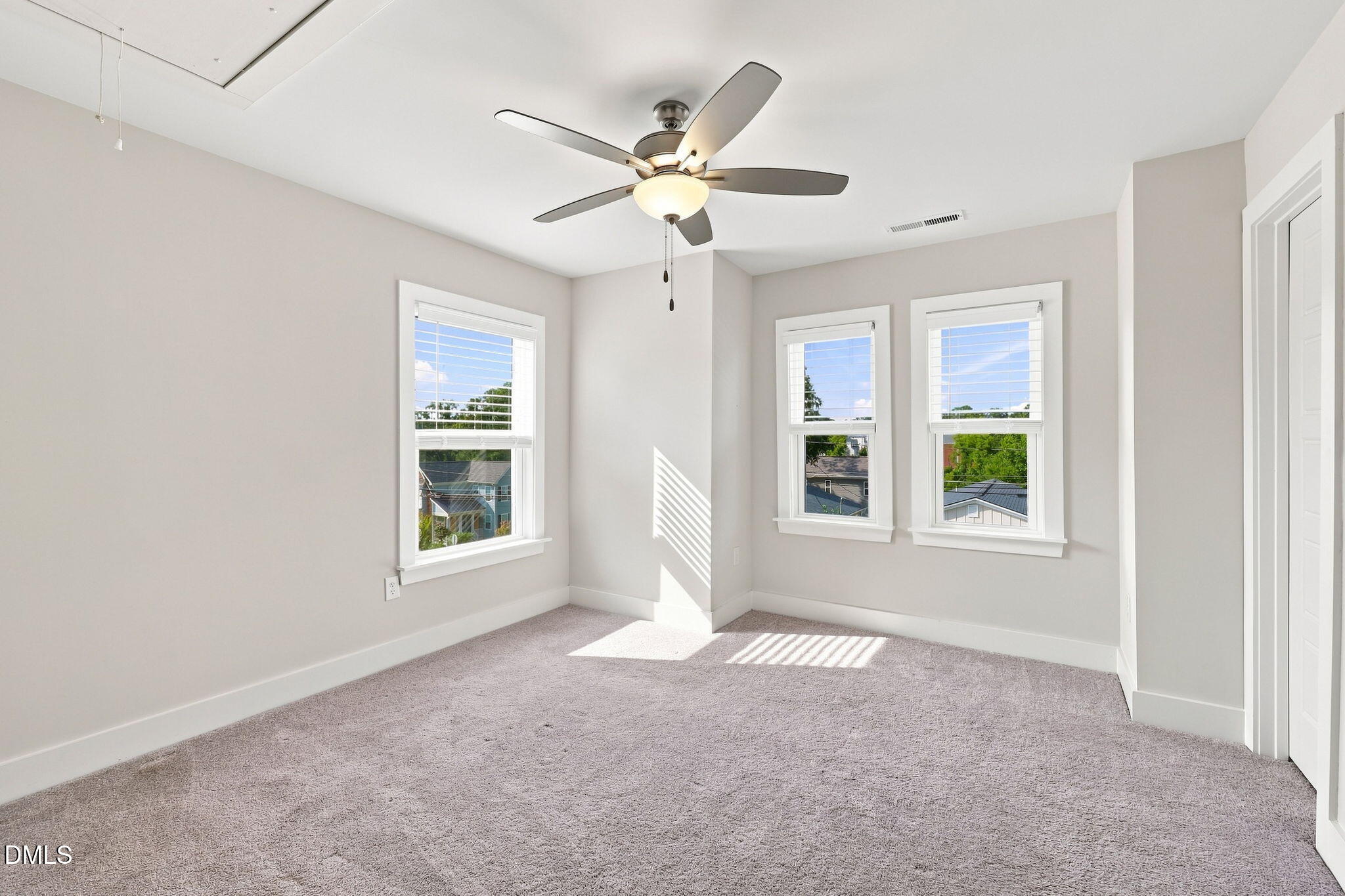 1002 Linwood Avenue Property Photo 24