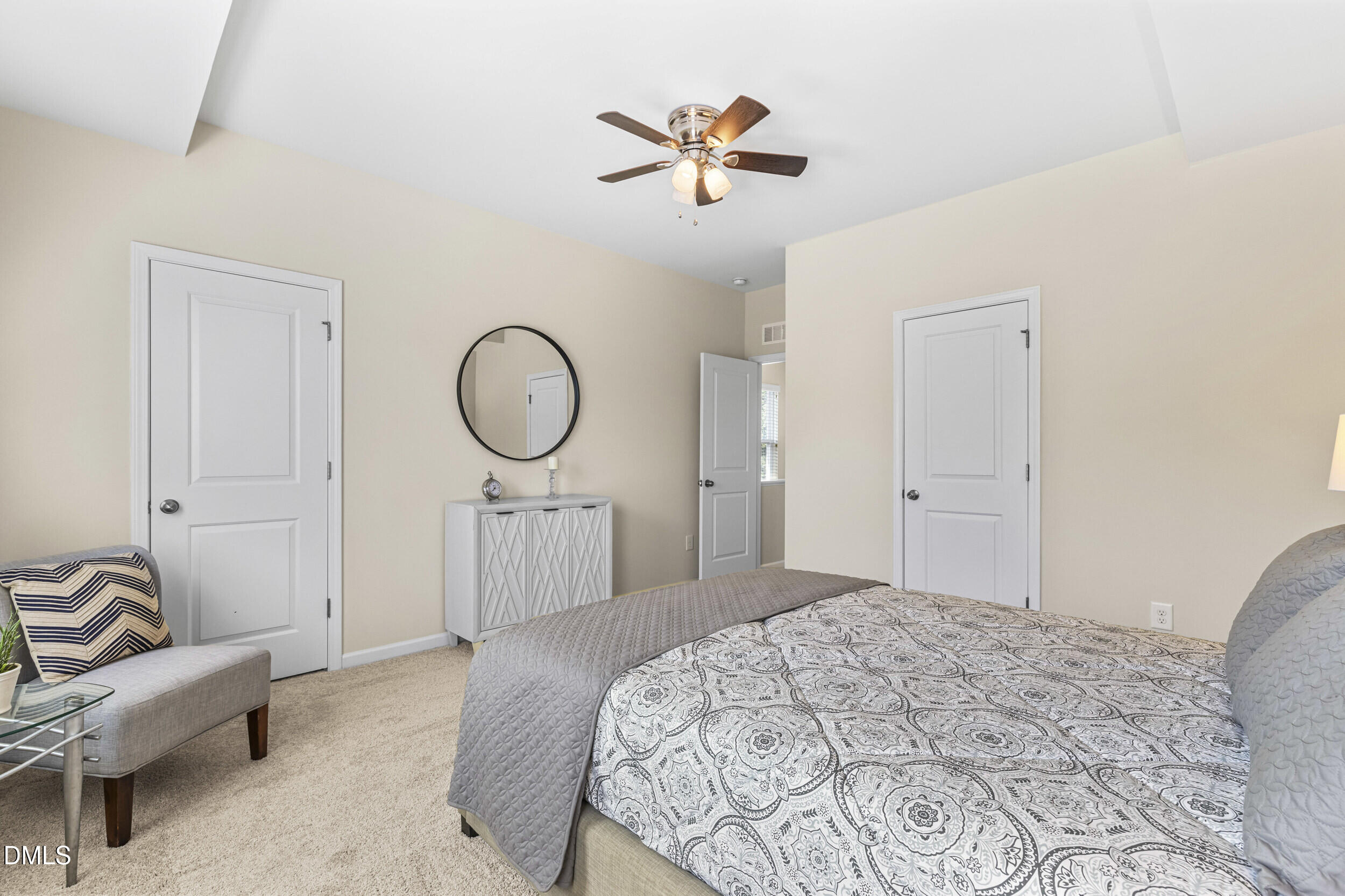 1529 Crafton Way Property Photo 21