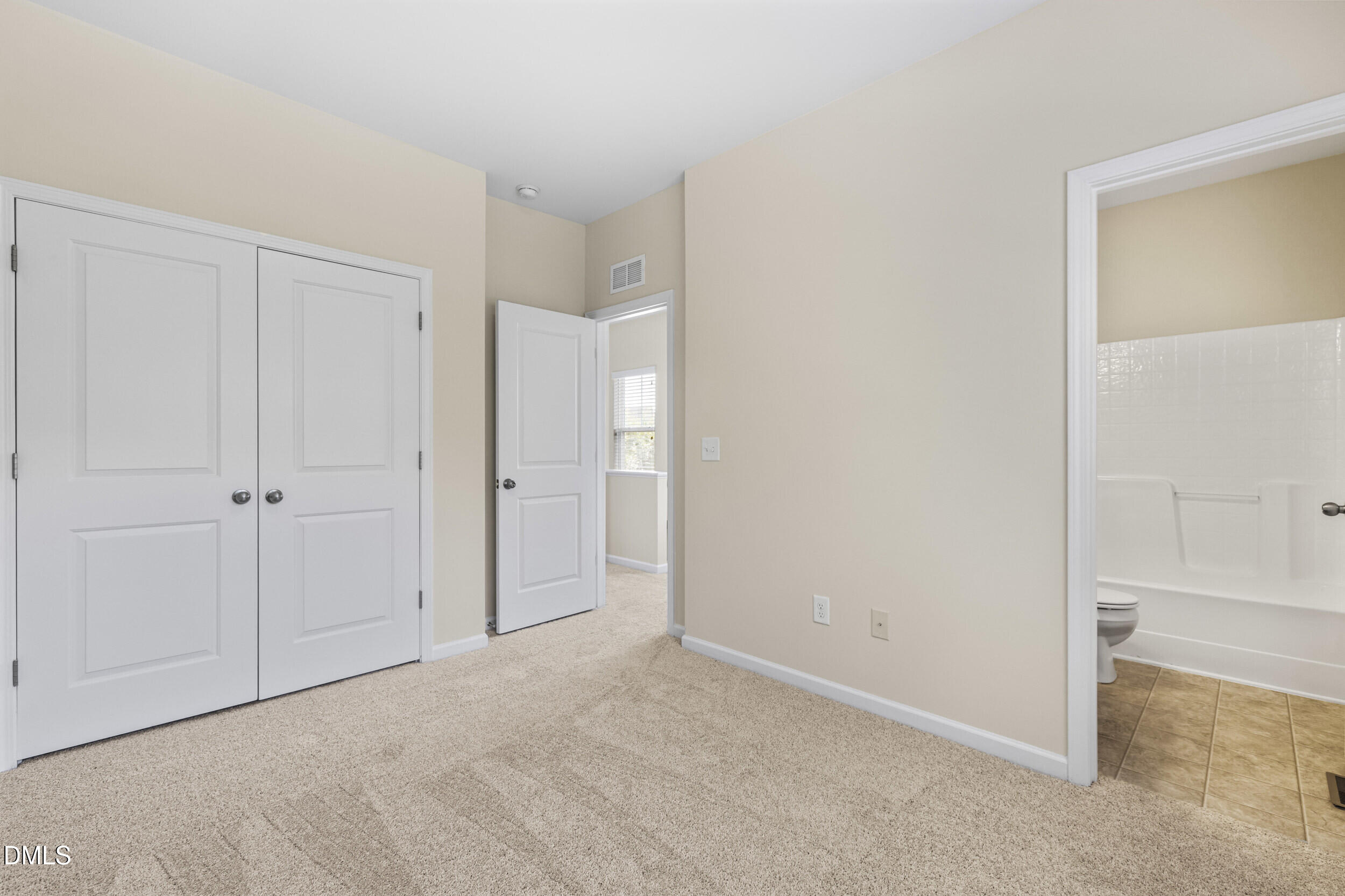 1529 Crafton Way Property Photo 24
