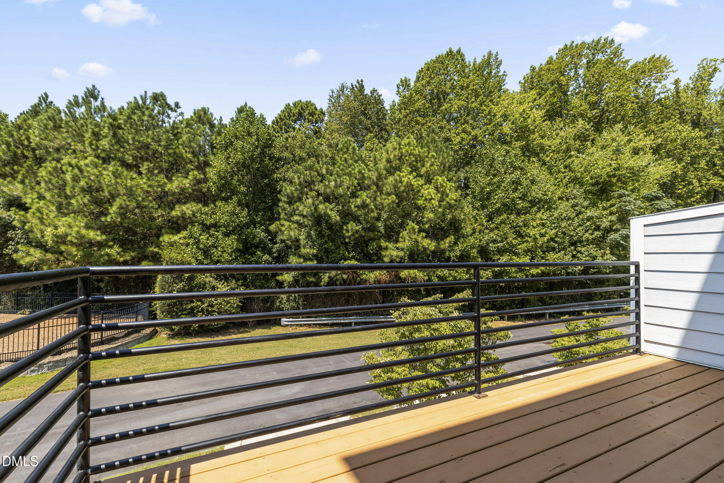 1529 Crafton Way Property Photo 41