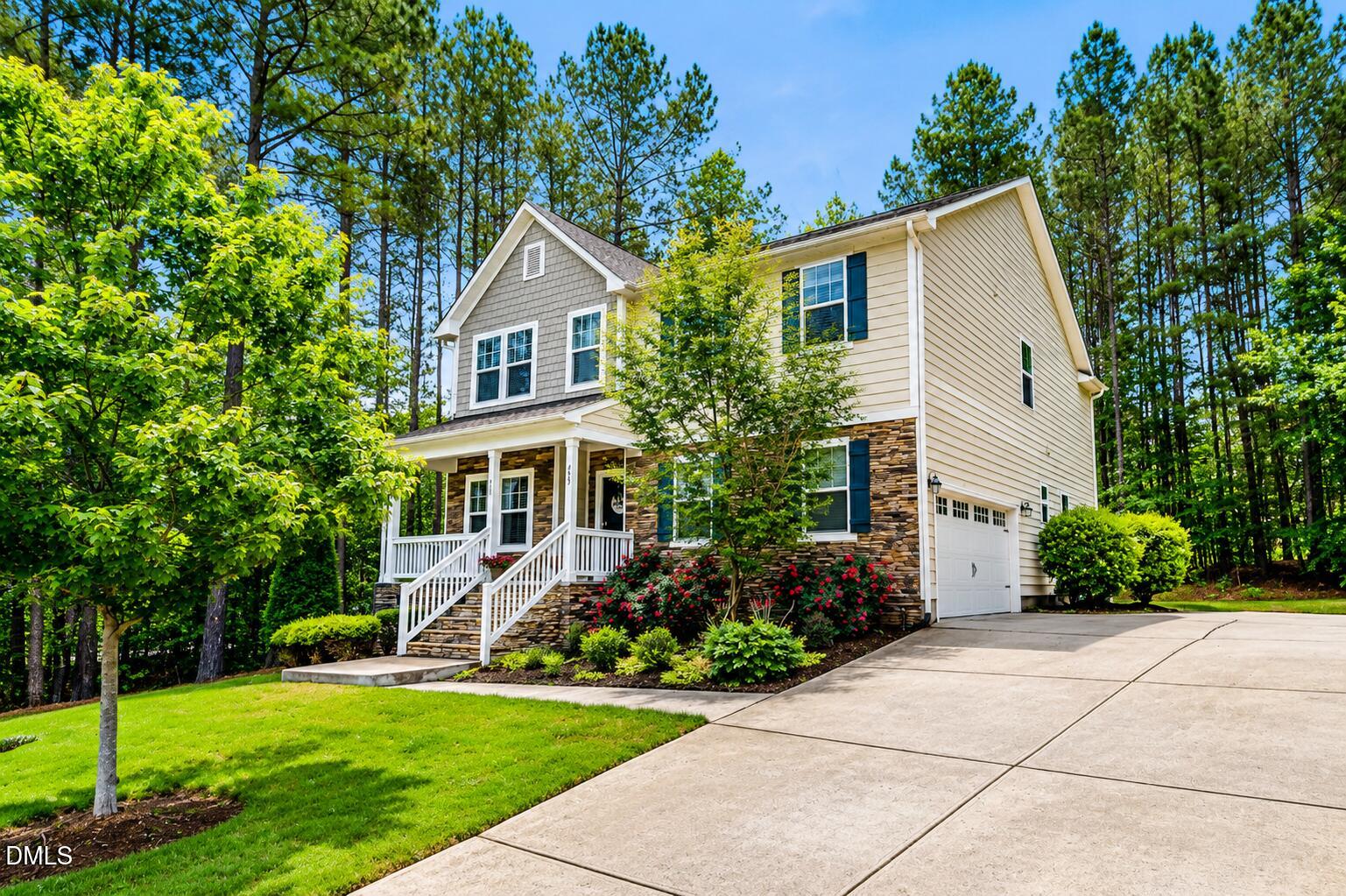 653 Rockbank Loop Property Photo 1