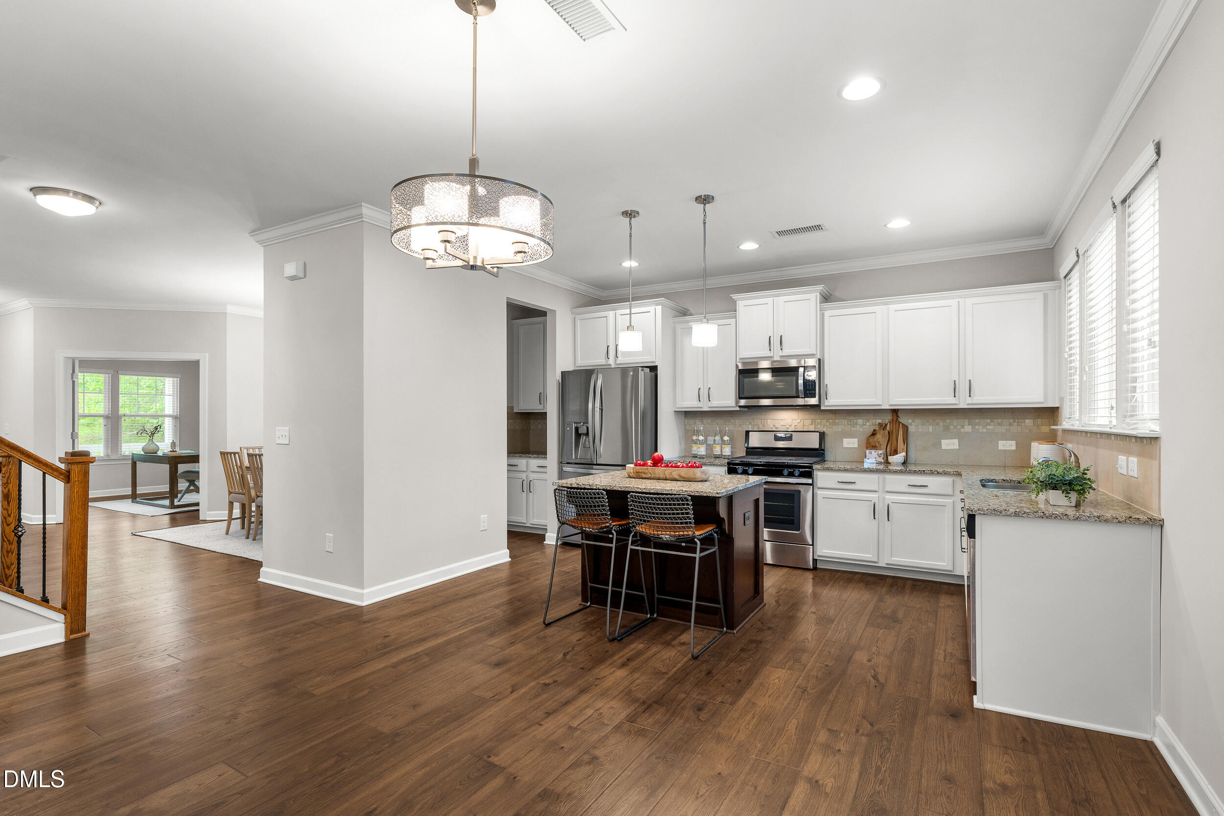 653 Rockbank Loop Property Photo 7