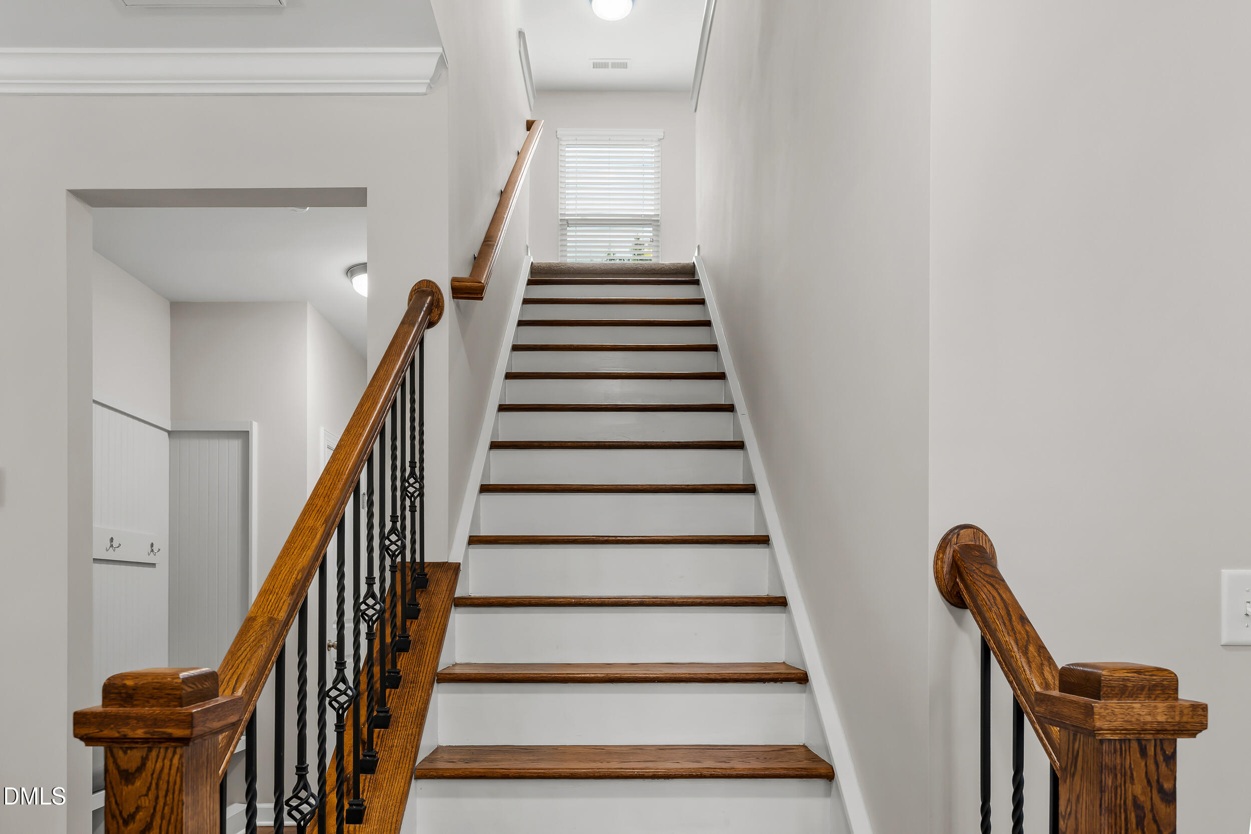 653 Rockbank Loop Property Photo 14