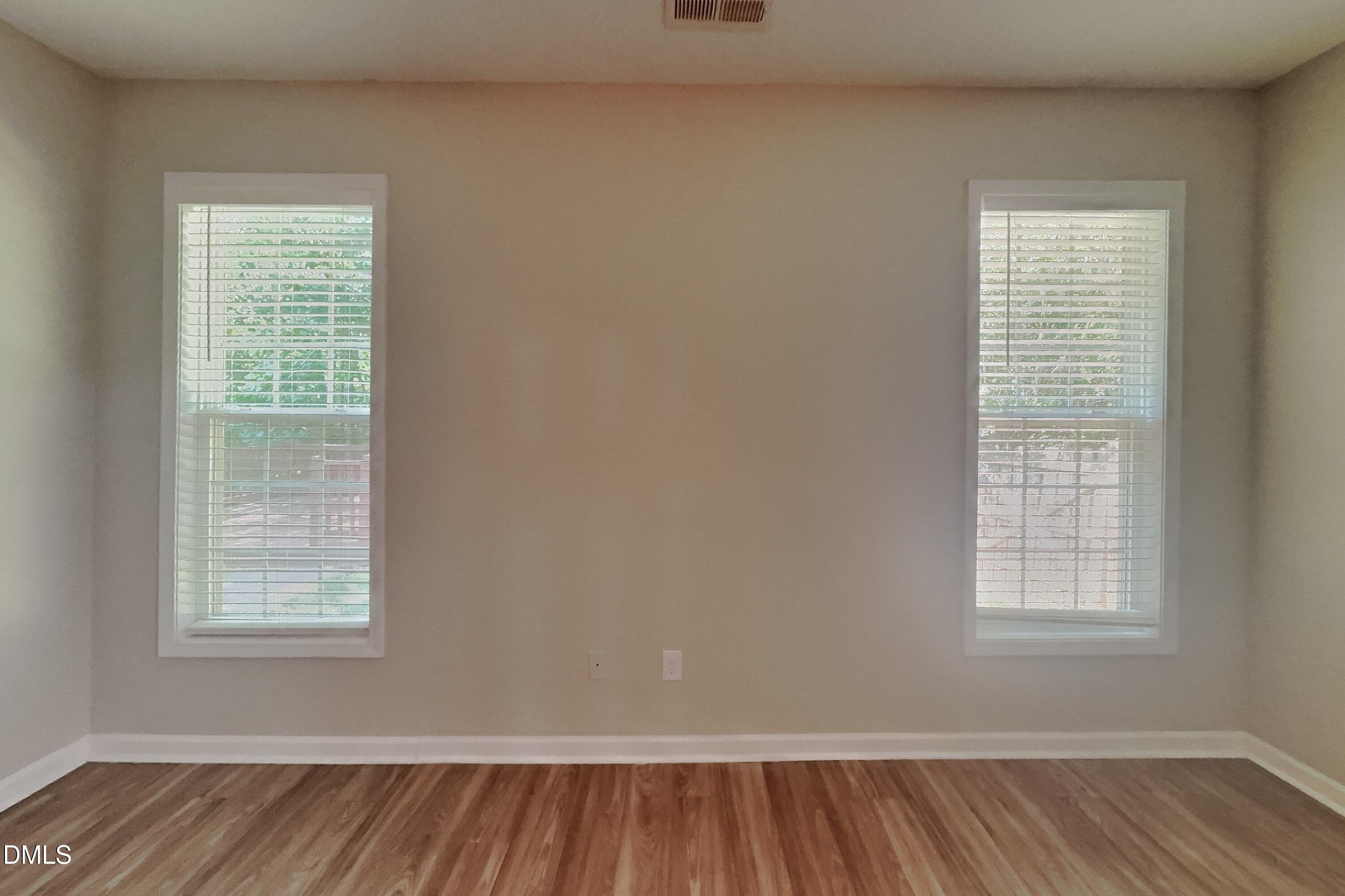 557 Mccarthy Drive Property Photo 8