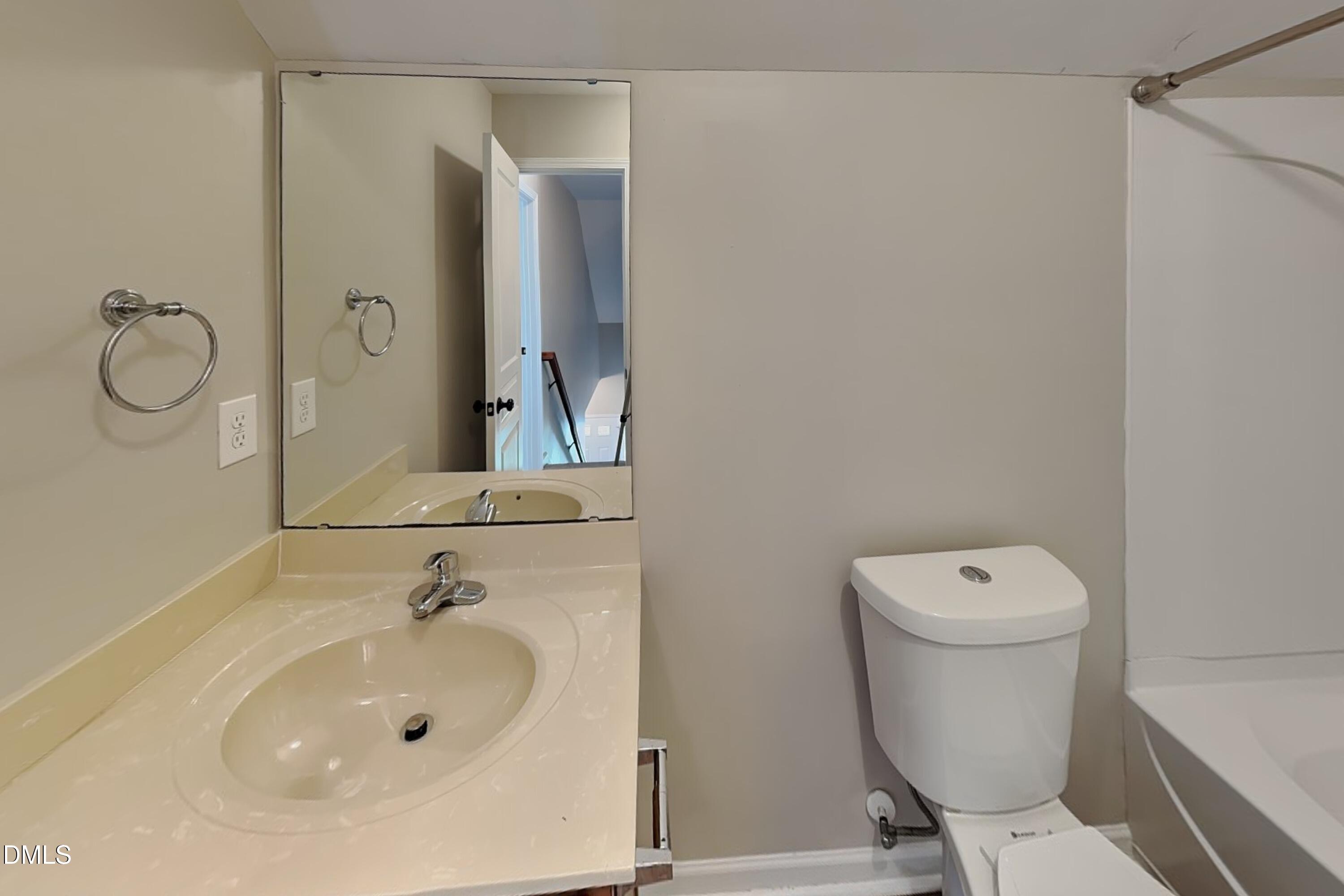557 Mccarthy Drive Property Photo 14