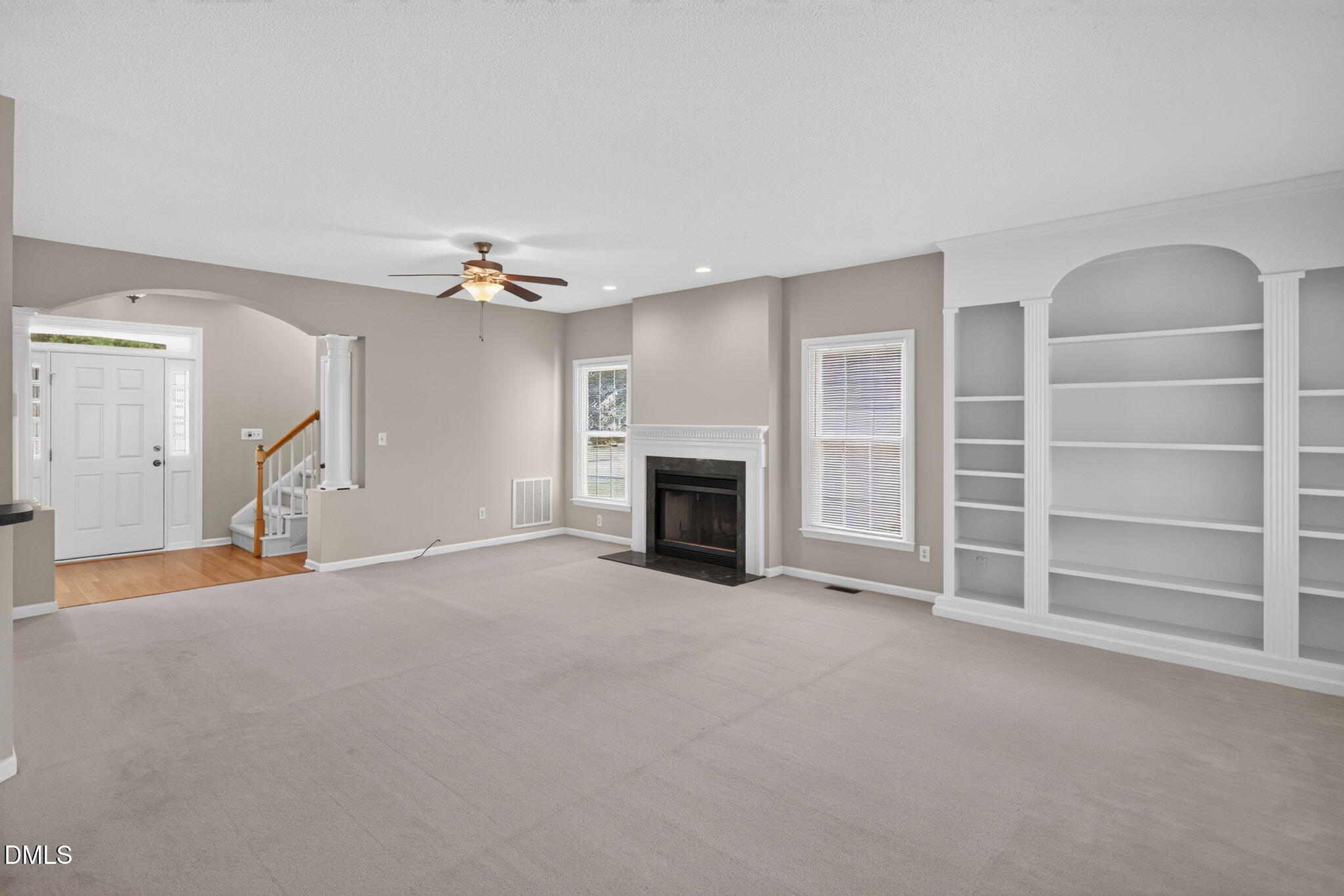 223 Ravenstone Drive Property Photo 4