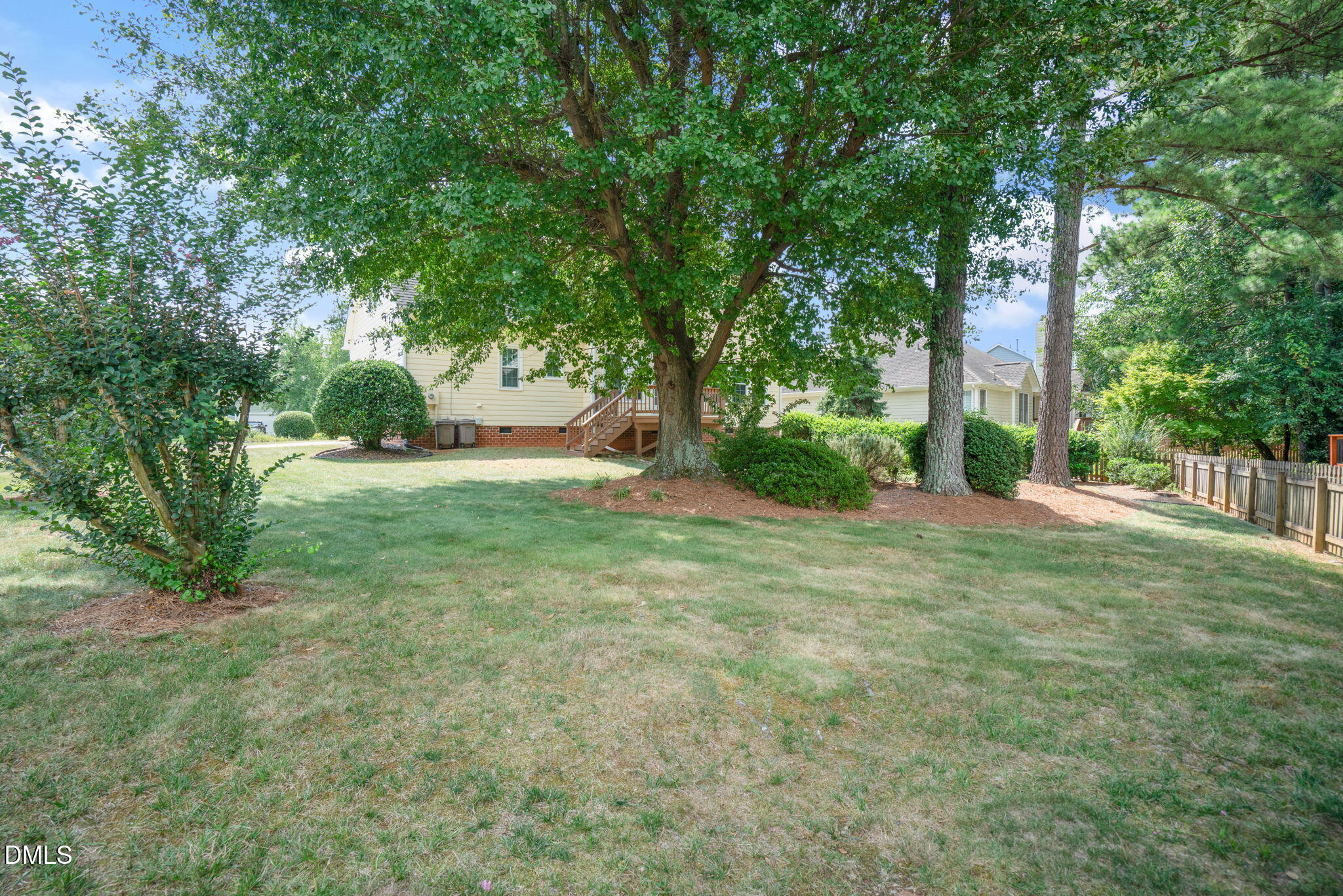 223 Ravenstone Drive Property Photo 31