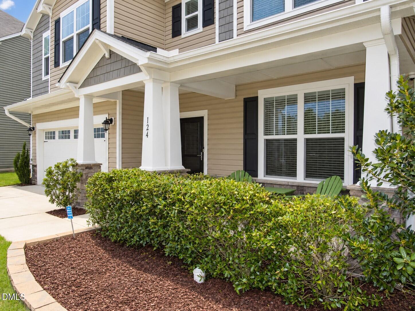 124 Putters Court Property Photo 3