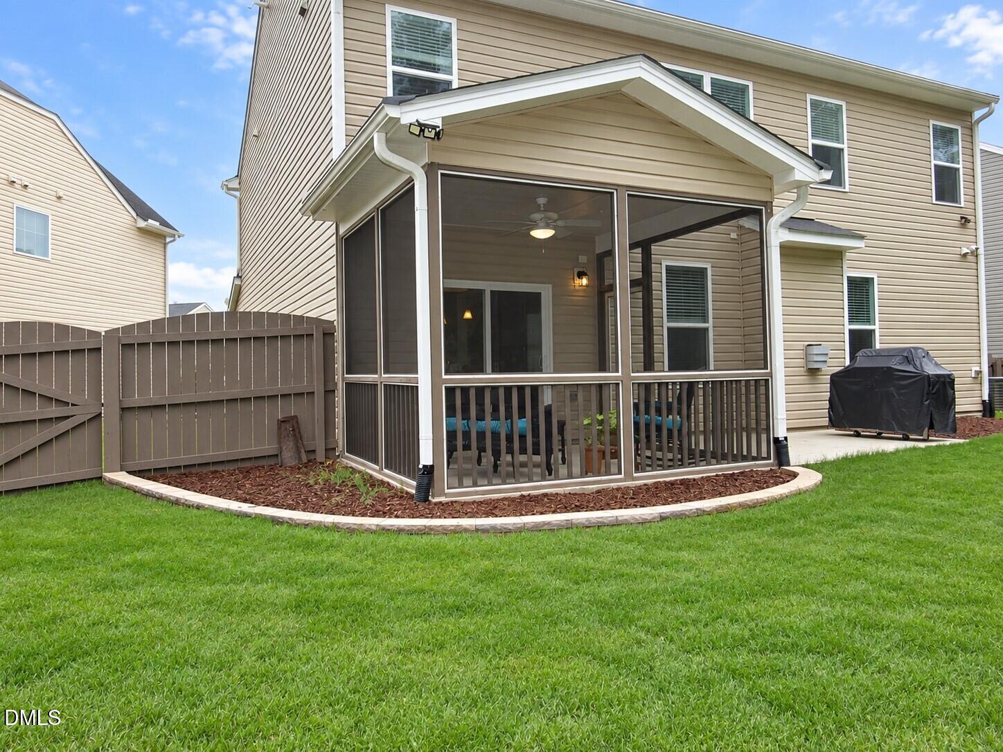 124 Putters Court Property Photo 32