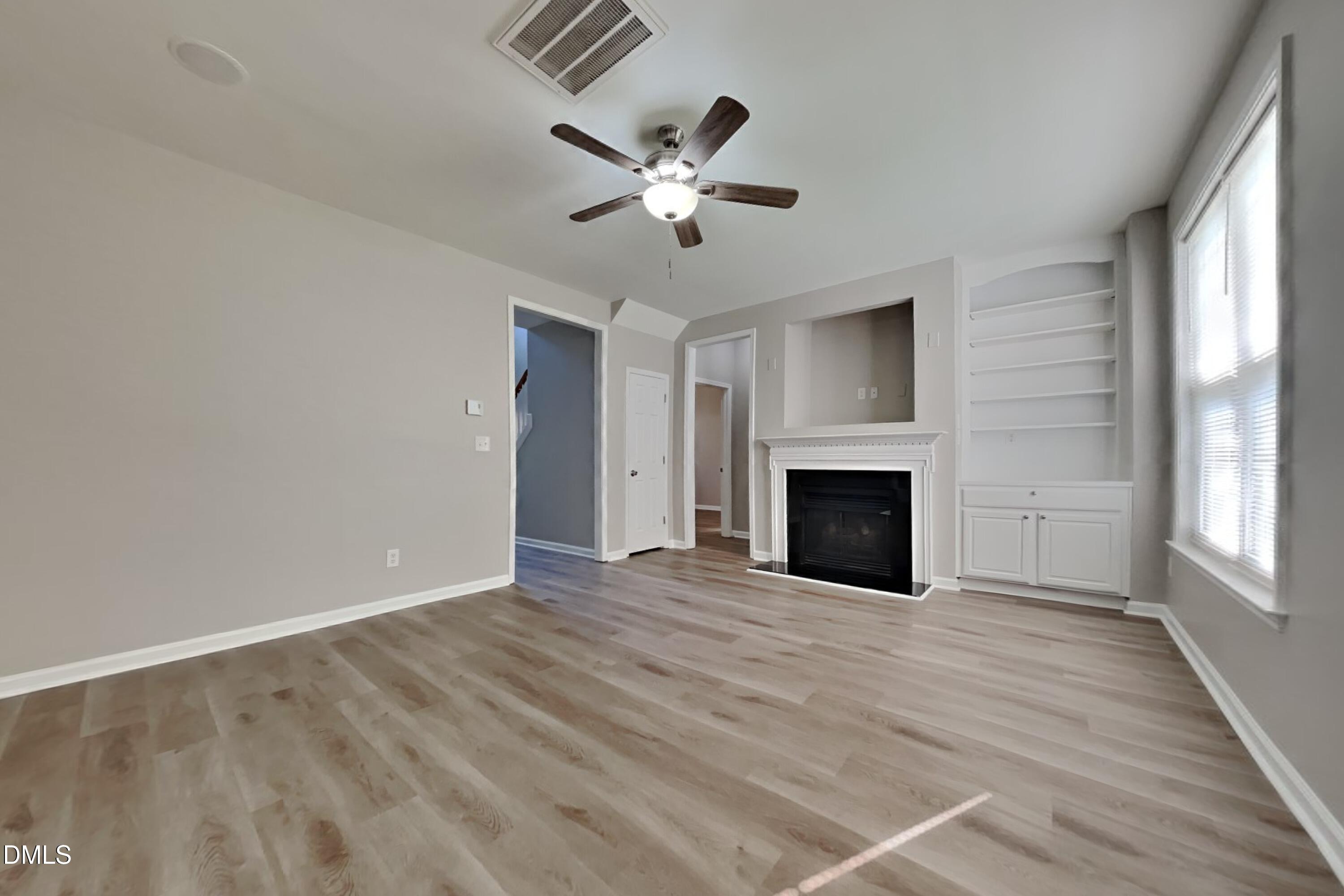 308 Collinsworth Drive Property Photo 3