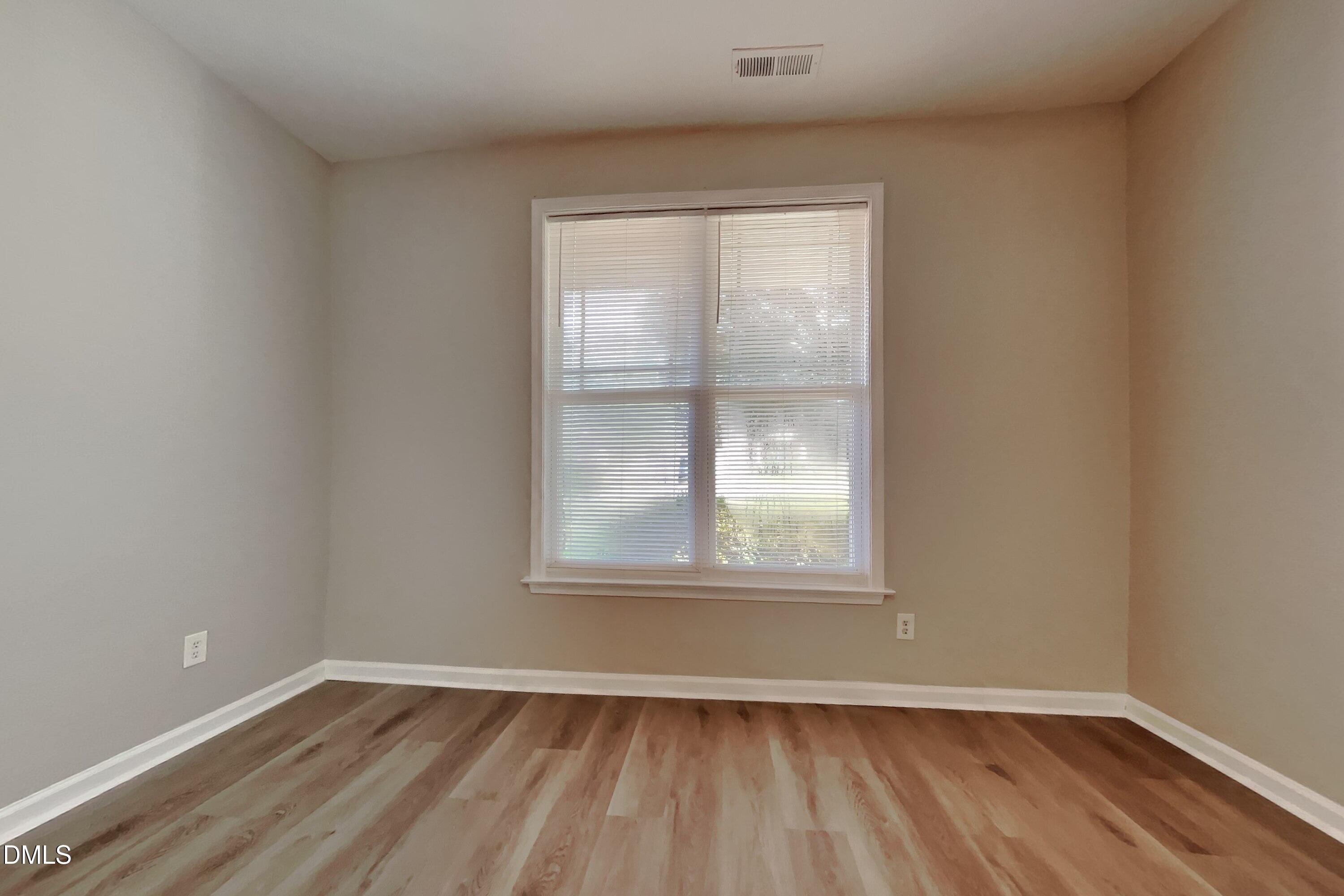 308 Collinsworth Drive Property Photo 7