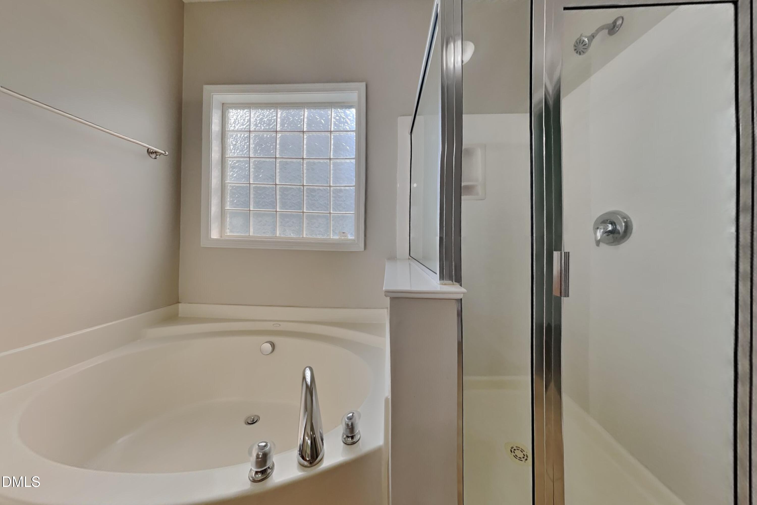 308 Collinsworth Drive Property Photo 9
