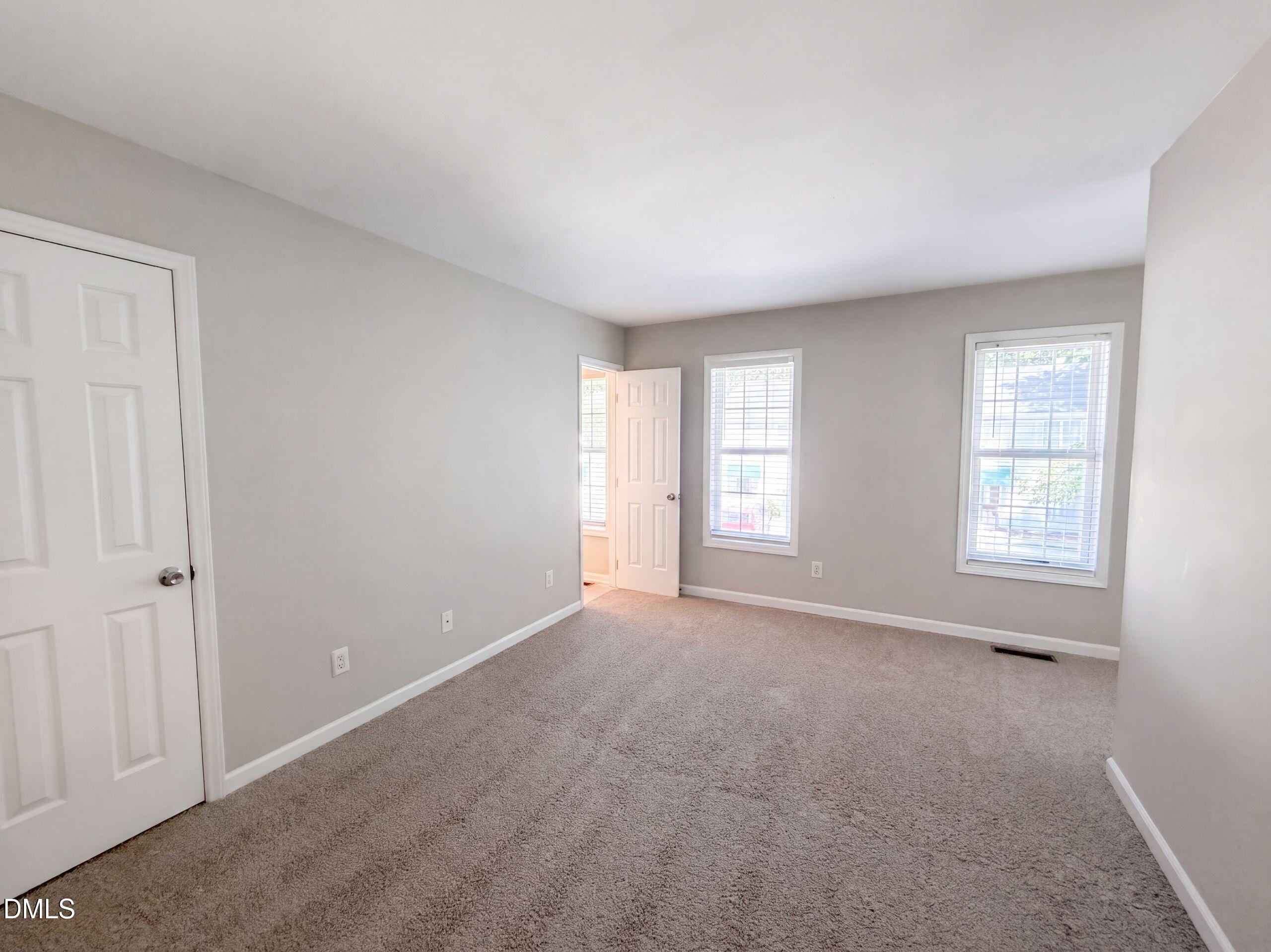 12 Mandy Court Property Photo 4
