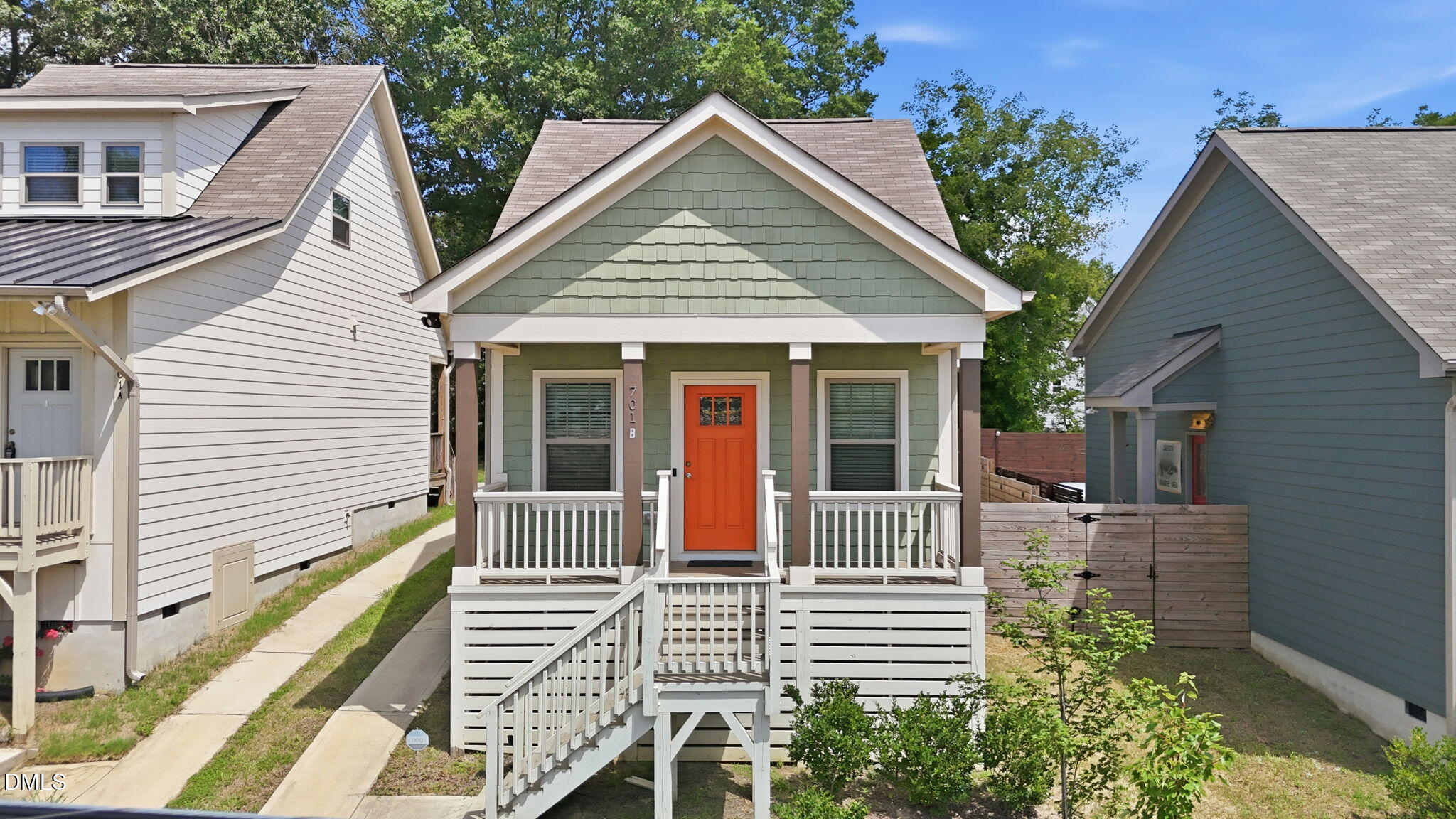 701 Grant Street B Property Photo 1