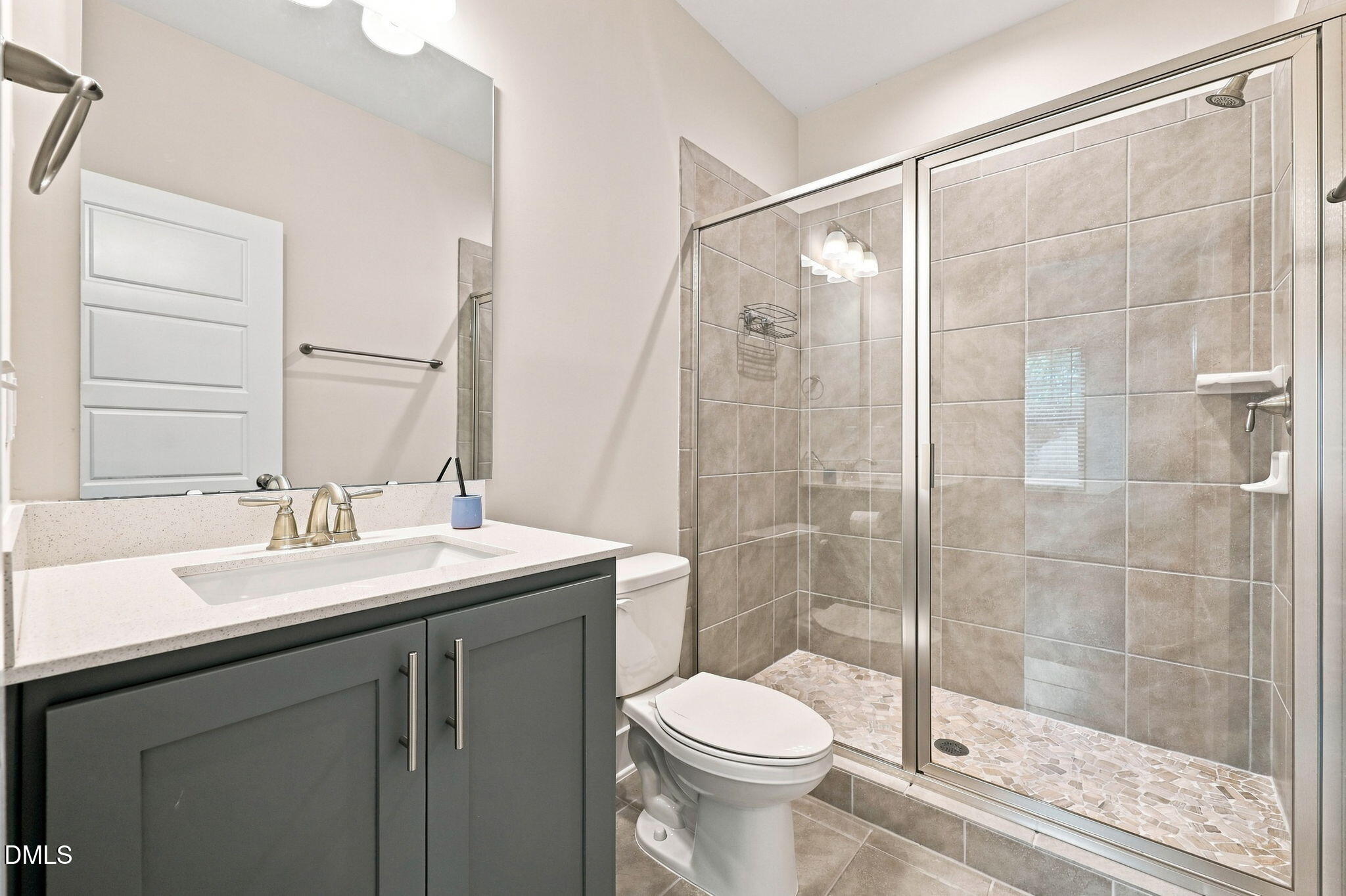701 Grant Street B Property Photo 17
